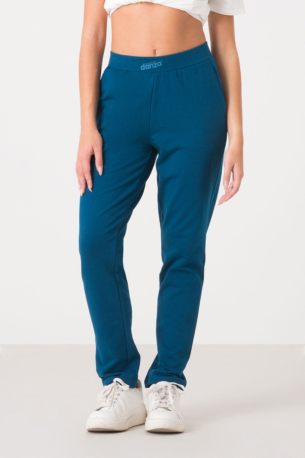 dimensione-danza-pantalone-regular-fit-donna-stretto-al-fondo-con-tasche image 6