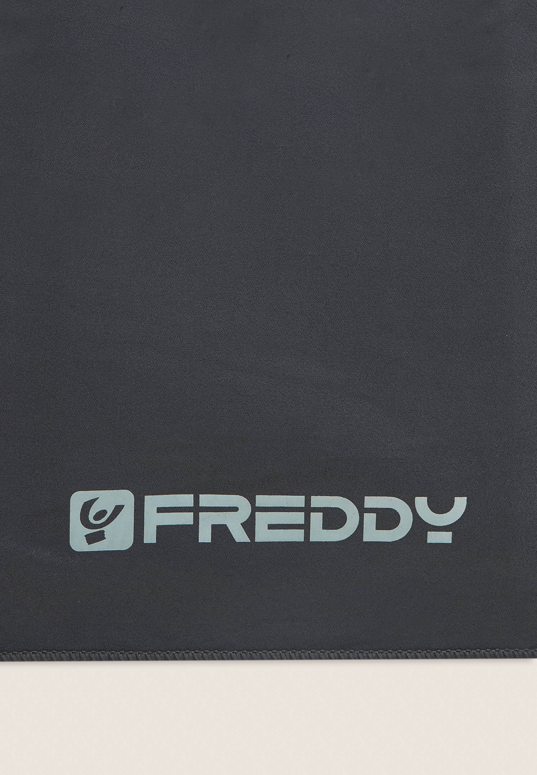 freddy-set-2-asciugamani-microfibra-antracite-70x140-40x100-cm image 3