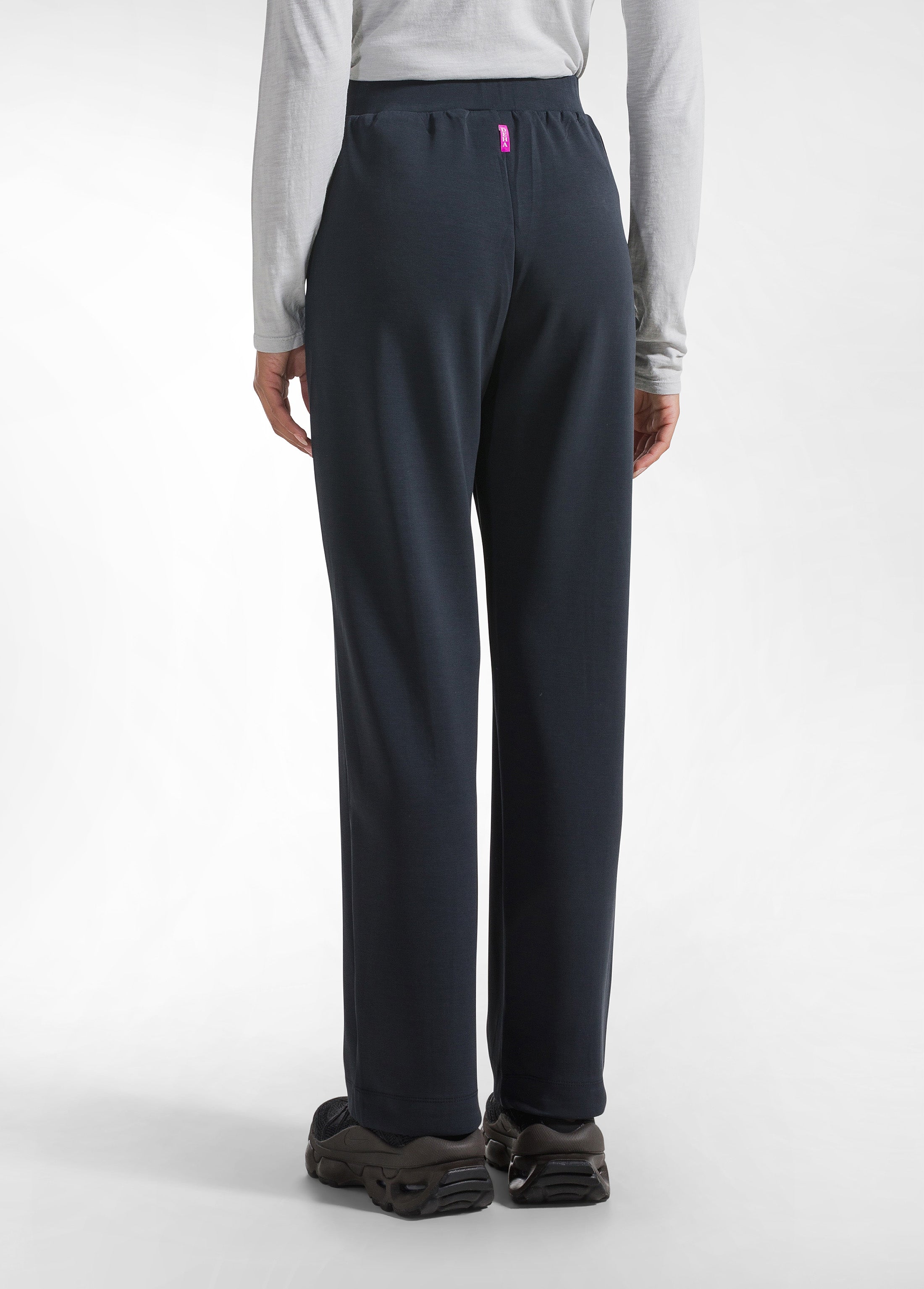 deha-pantalone-dritto-in-modal-soft-touch-nero-d32005 image 3