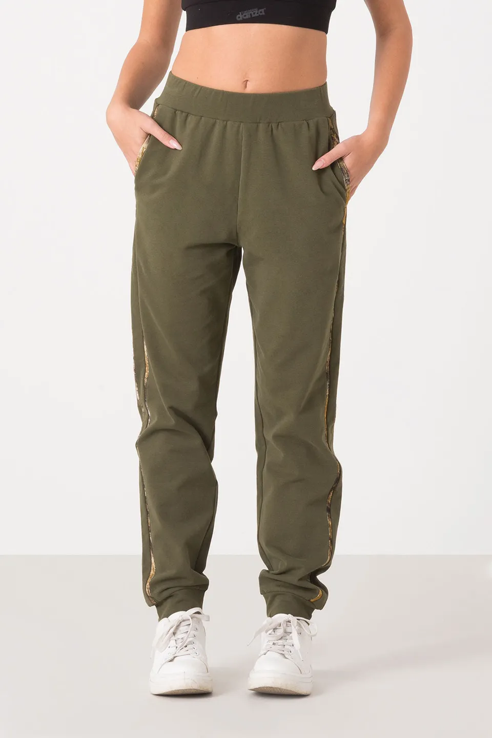 dimensione-danza-pantalone-felpa-stretch-cotone-modal-con-bande-animalier image 1