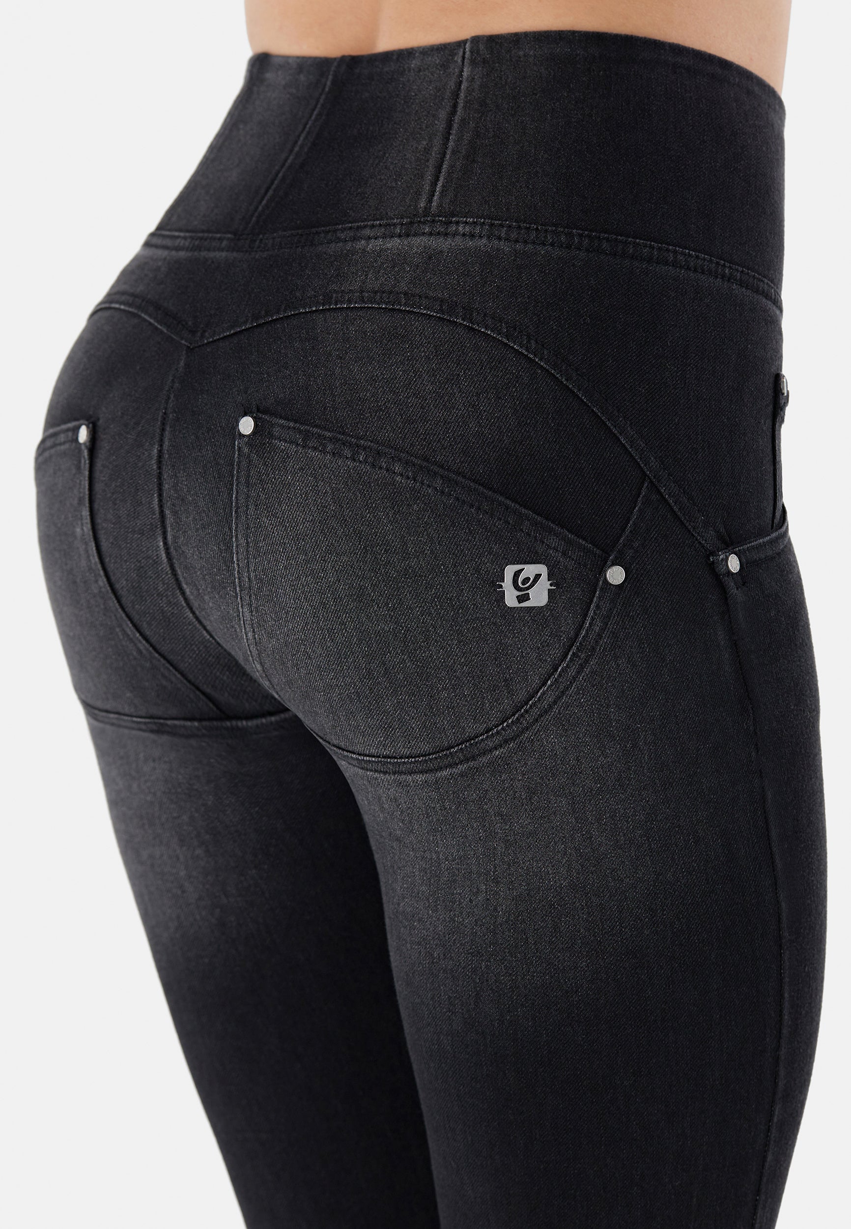 freddy-jeans-push-up-wr-up-superskinny-vita-alta-denim-navetta-con-strappi-tence image 5