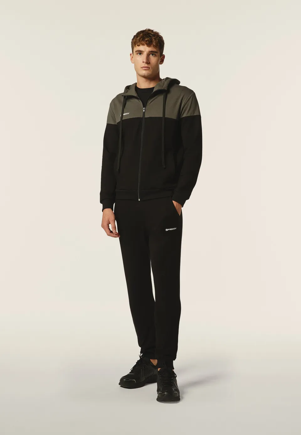 freddy-move-tuta-sportiva-completa-donna-uomo-e-junior image 1