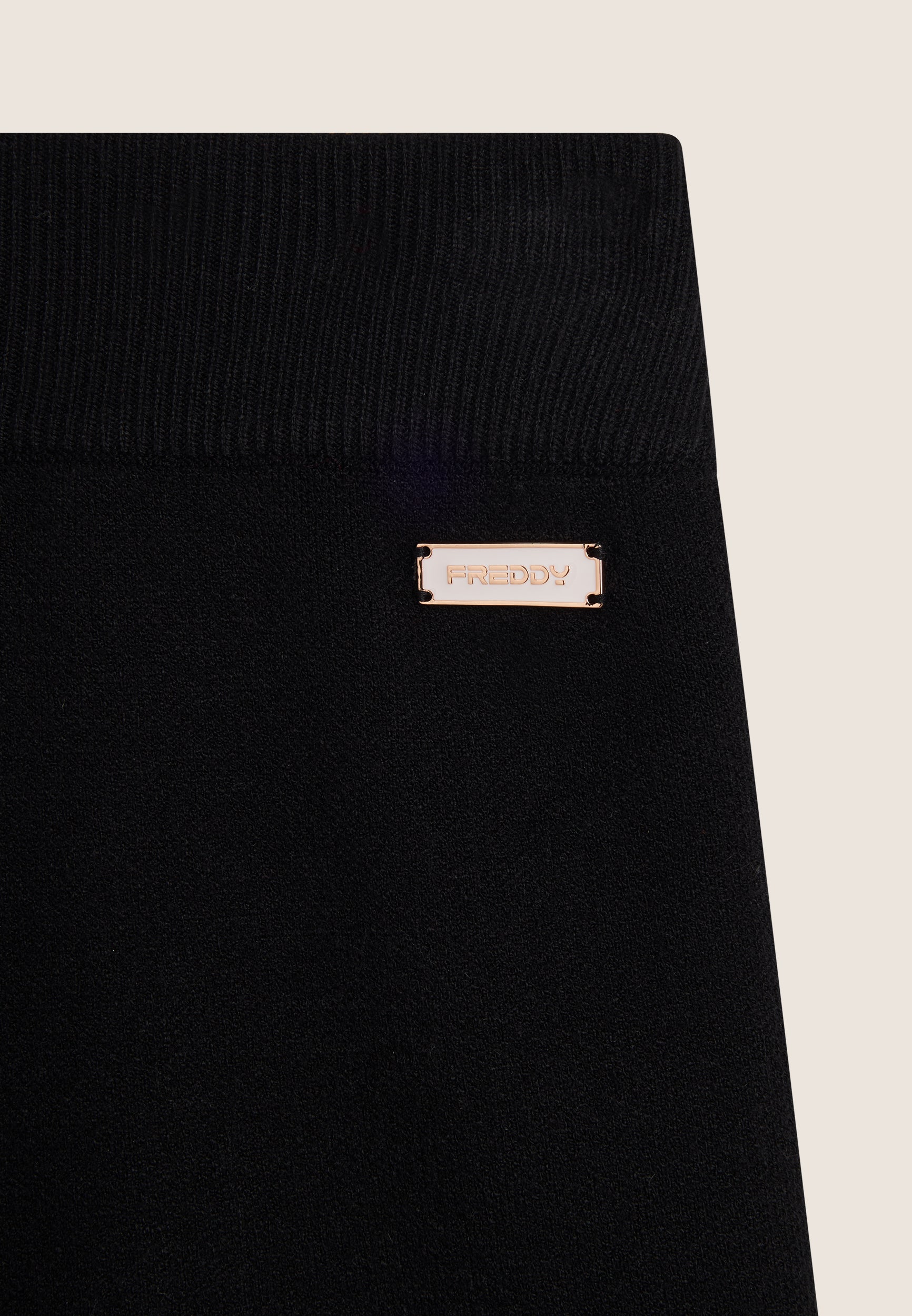 freddy-pantalone-tricot-rasata-con-polsini-e-vita-a-coste image 8