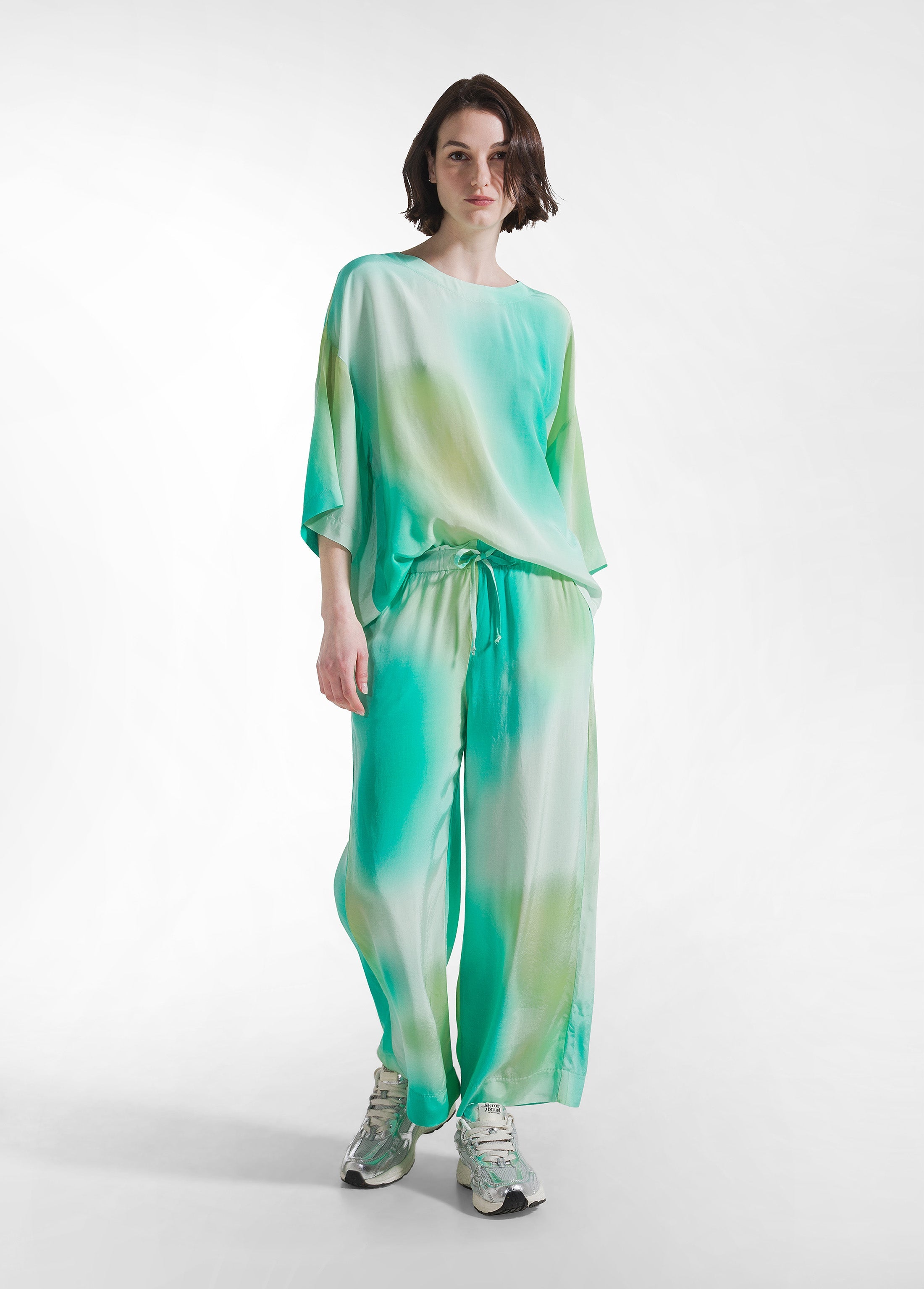 deha-t-shirt-ampia-in-viscosa-habutai-blu-d42640-maglia-fluida-leisurewear image 4