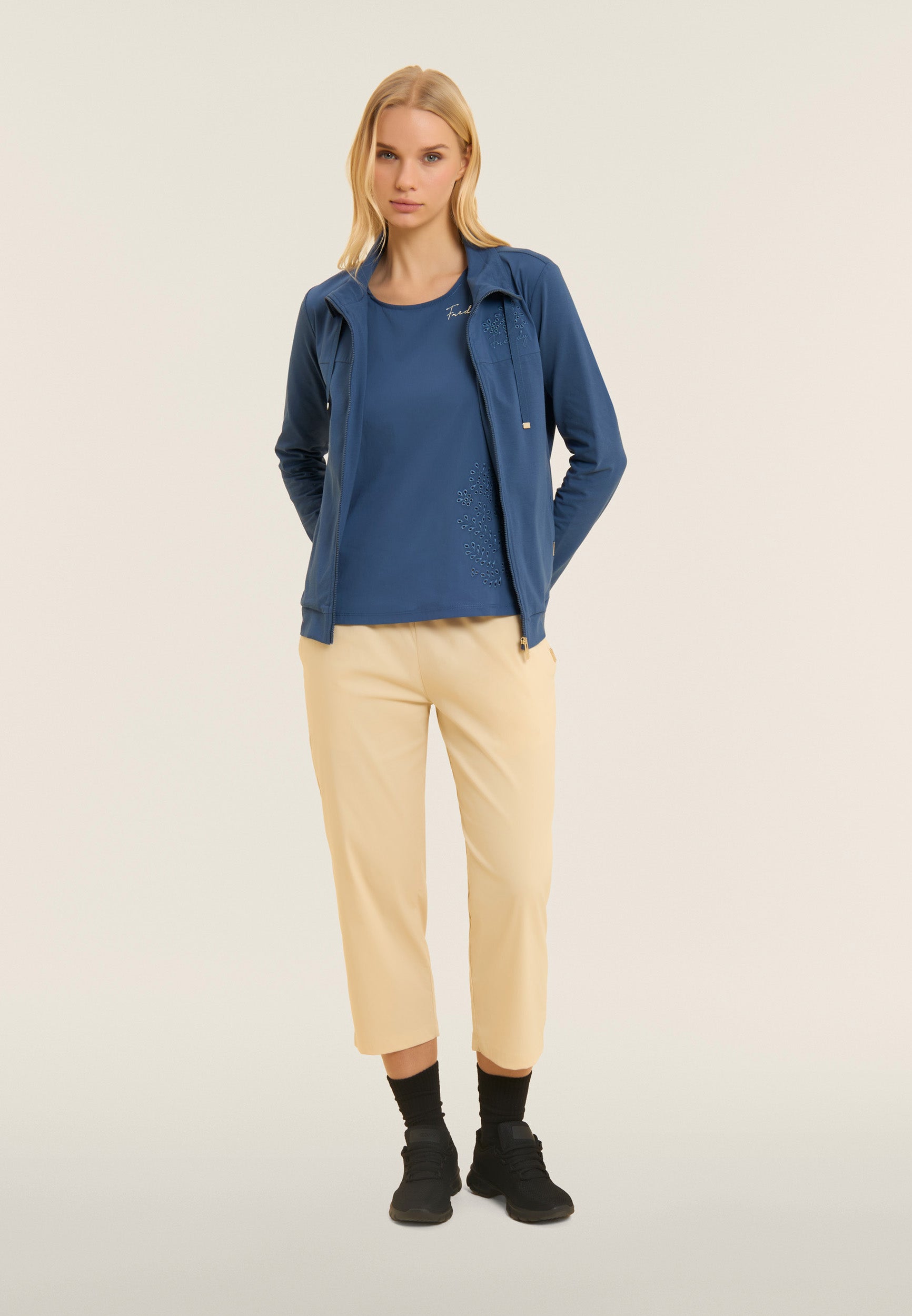 freddy-felpa-zip-collo-alto-ricami-floreali-donna image 2