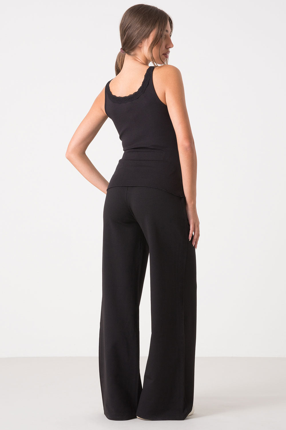 dimensione-danza-canotta-con-dettaglio-in-pizzo-donna image 3