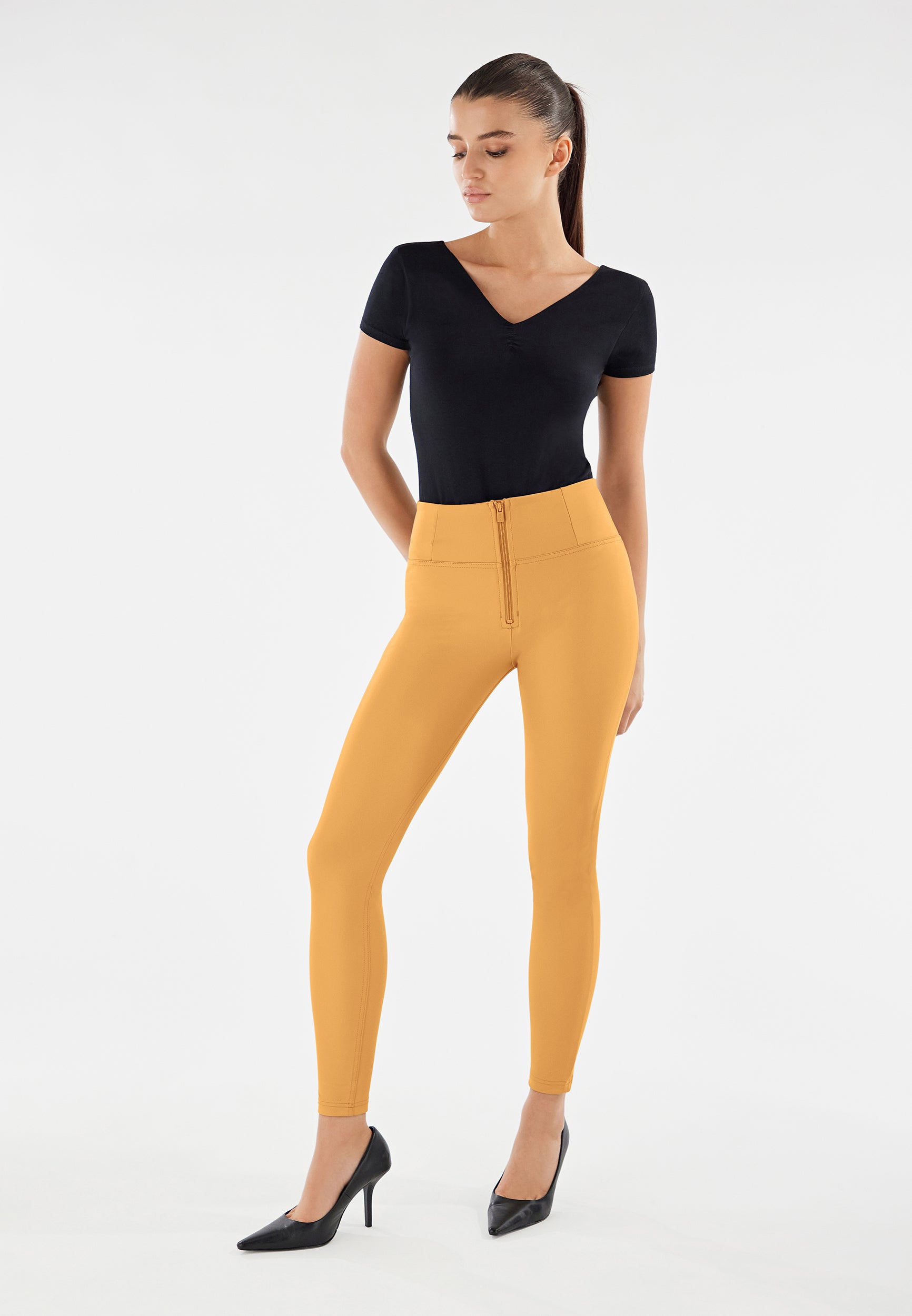 freddy-pantaloni-push-up-wr-up-vita-alta-superskinny-similpelle-2 image 2