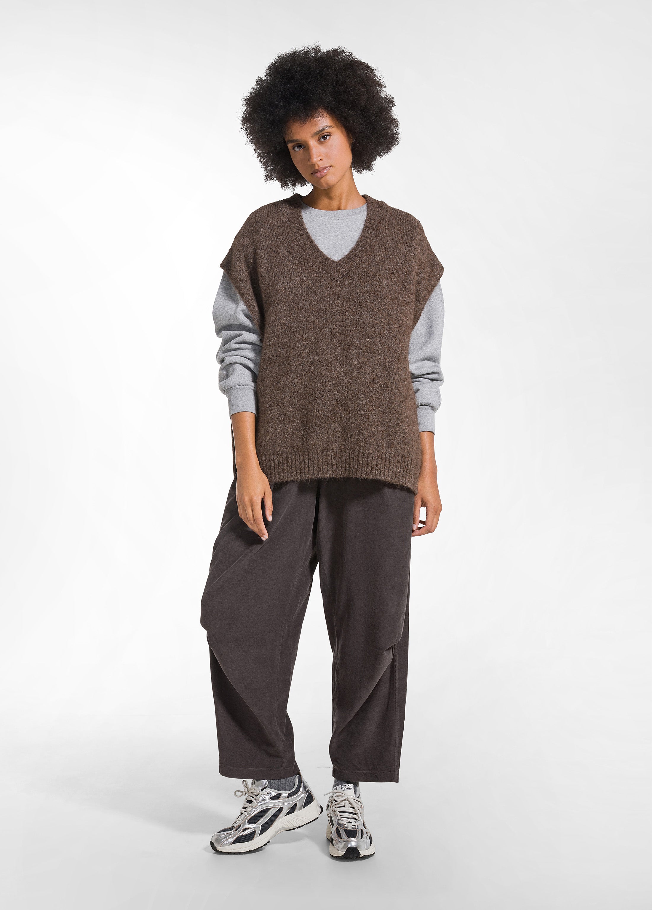 deha-pantalone-balloon-in-velluto-mille-righe-marrone-d52357 image 1