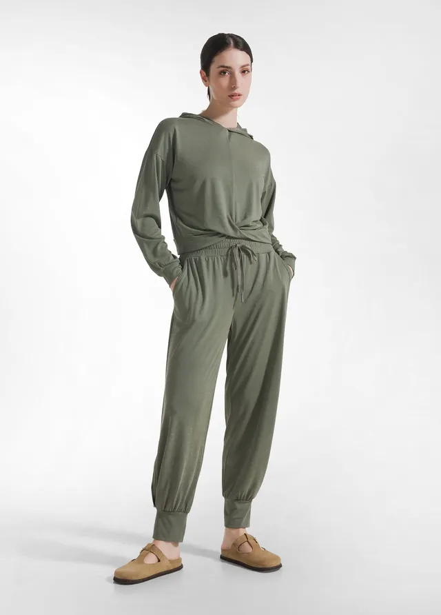 deha-pantalone-jogger-d22037-jersey-modal-verde-pantaloni-leisure-donna image 1