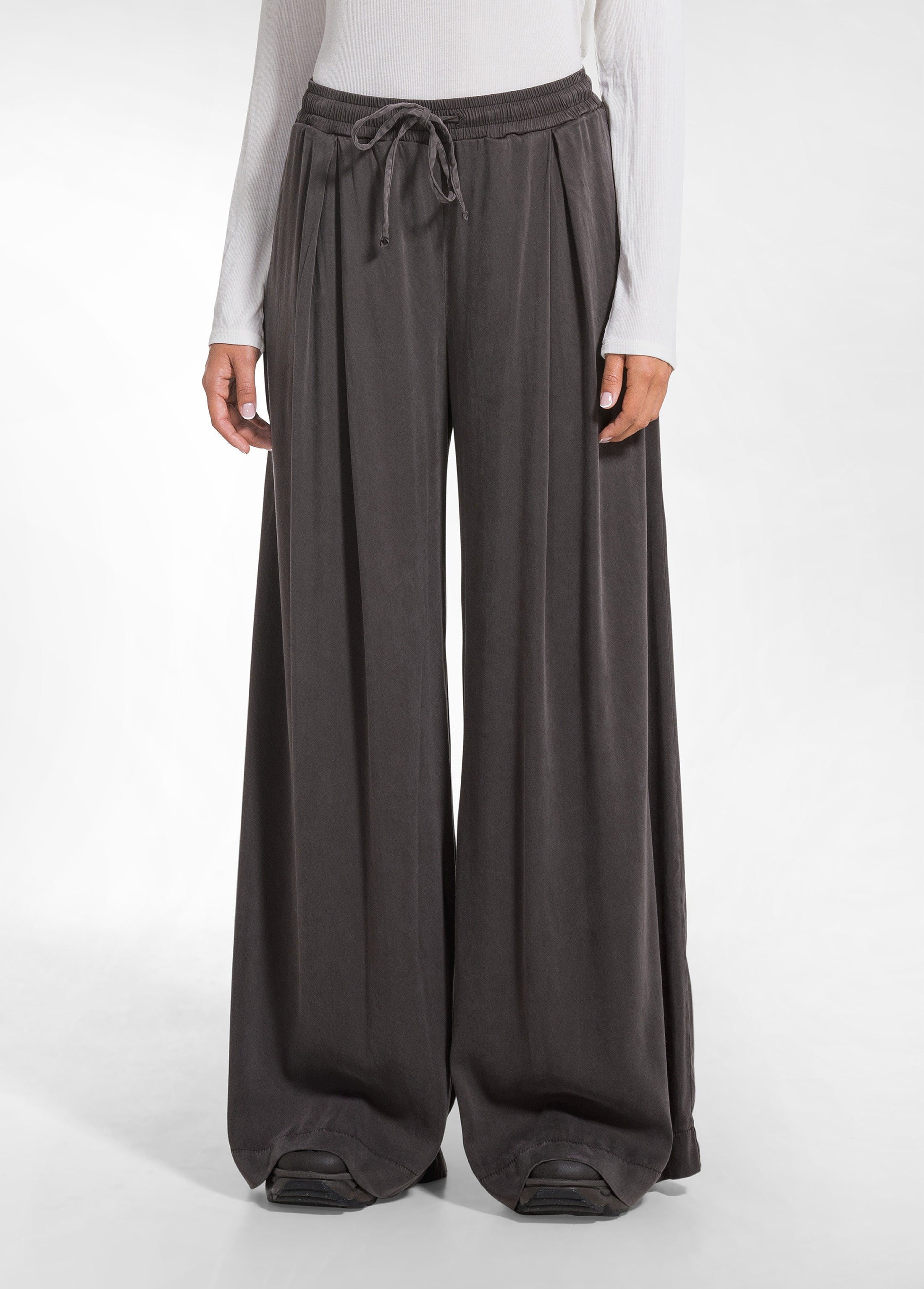 deha-pantalone-wide-leg-in-raso-stretch-marrone image 2