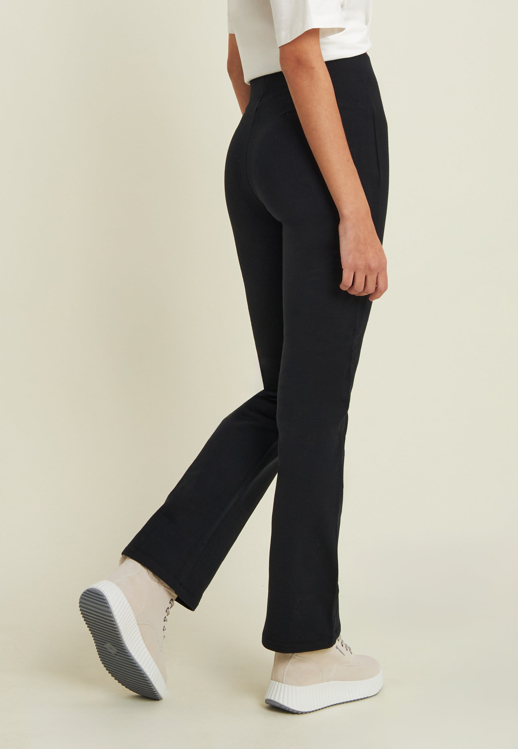 freddy-leggings-a-zampa-in-felpa-elasticizzata image 3