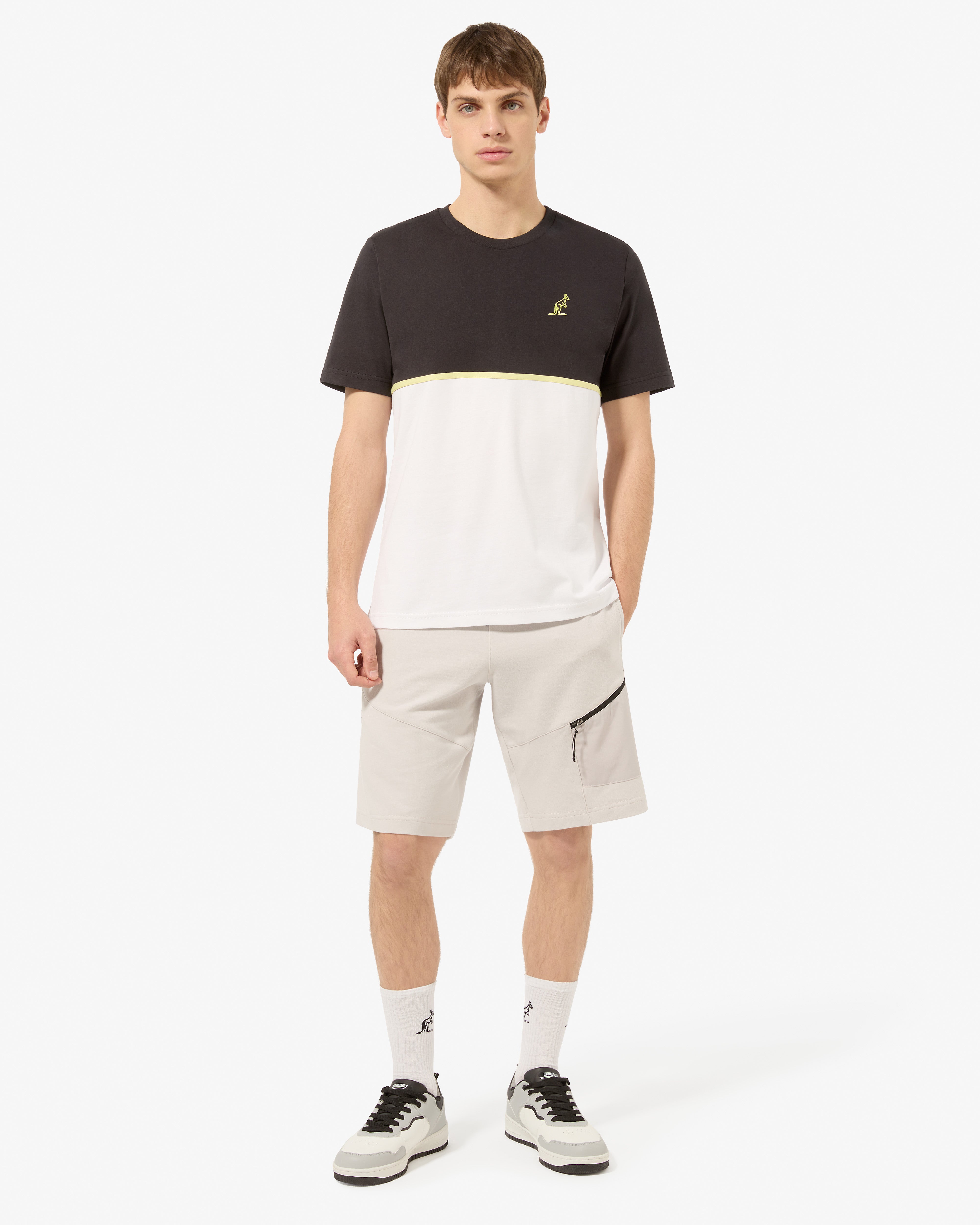 australian-camomaps-t-shirt-t-shirt-cotone-nera image 2