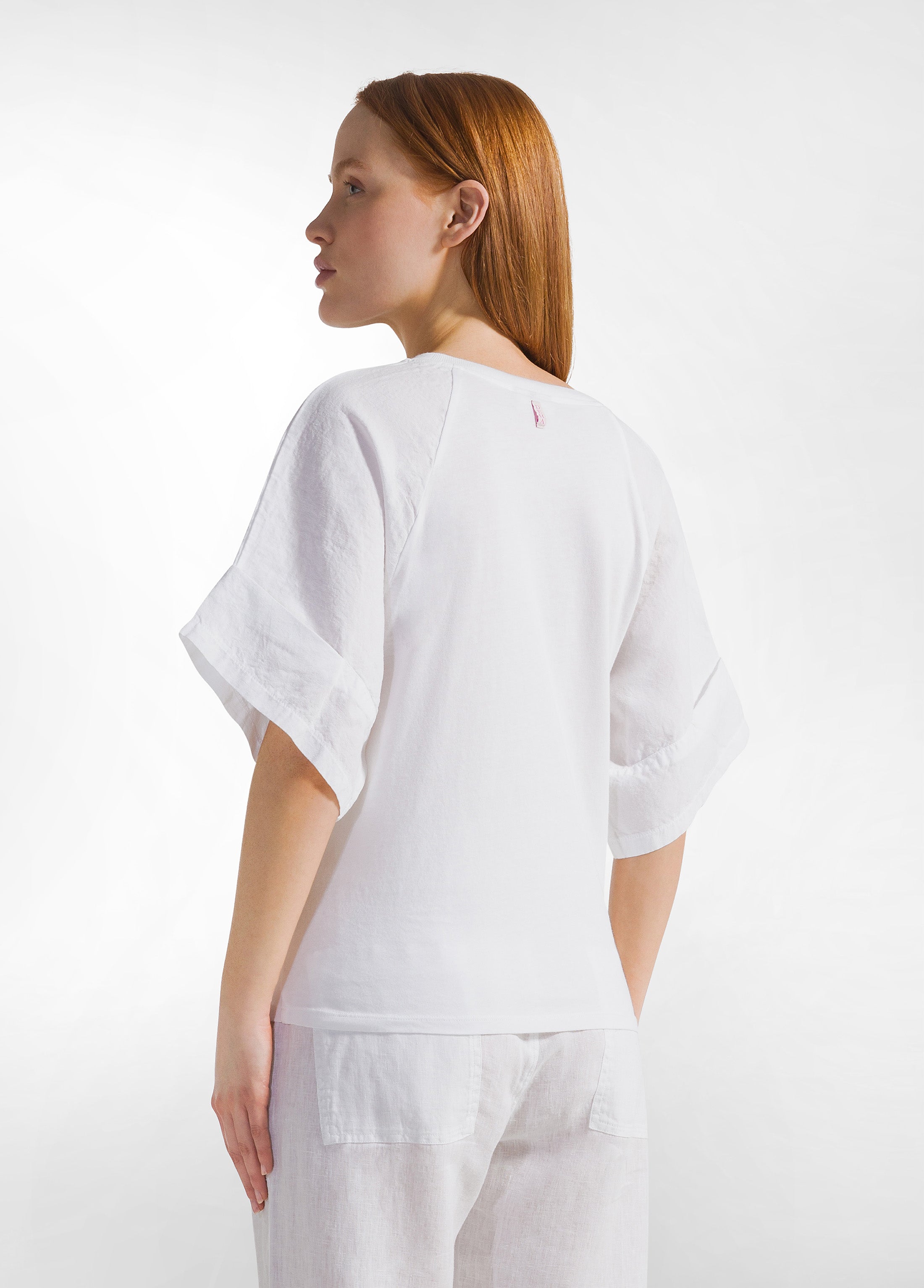 deha-d22650-t-shirt-ampia-con-maniche-in-lino-bianco image 2