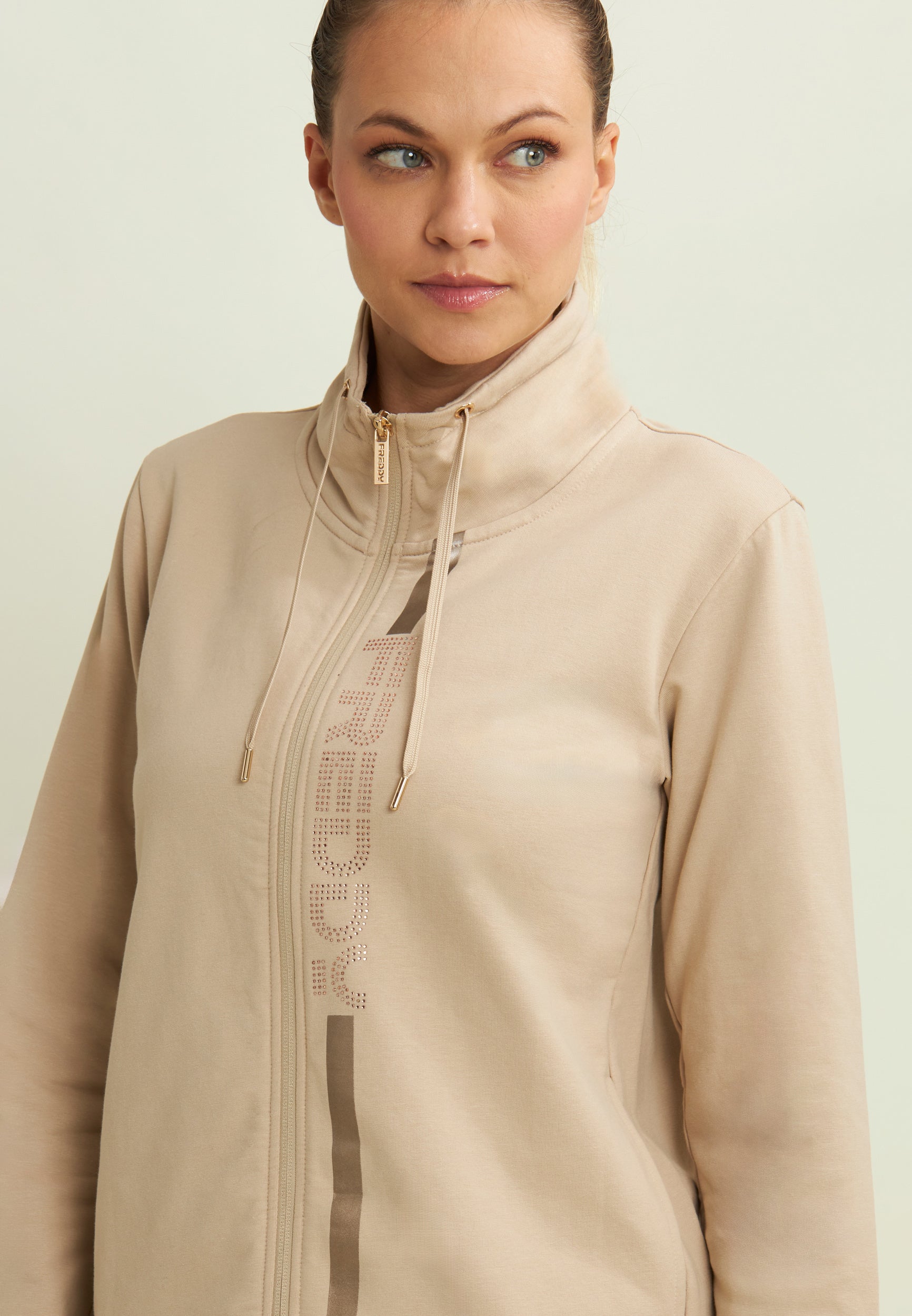 freddy-felpa-donna-con-zip-collo-alto-e-dettagli-oro image 3