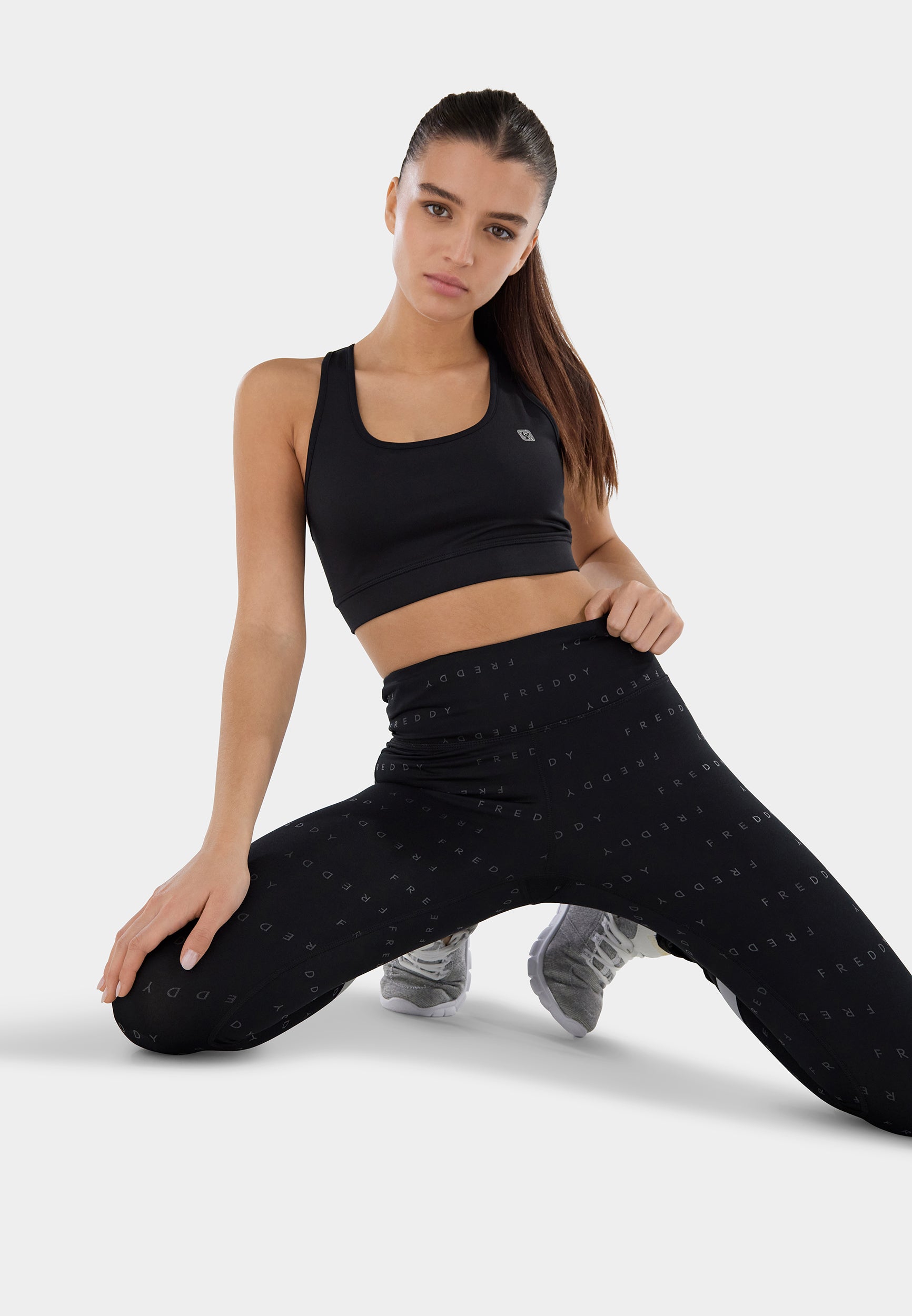 freddy-superfit-leggings-7-8-ecologici-traspiranti-logo-all-over image 3