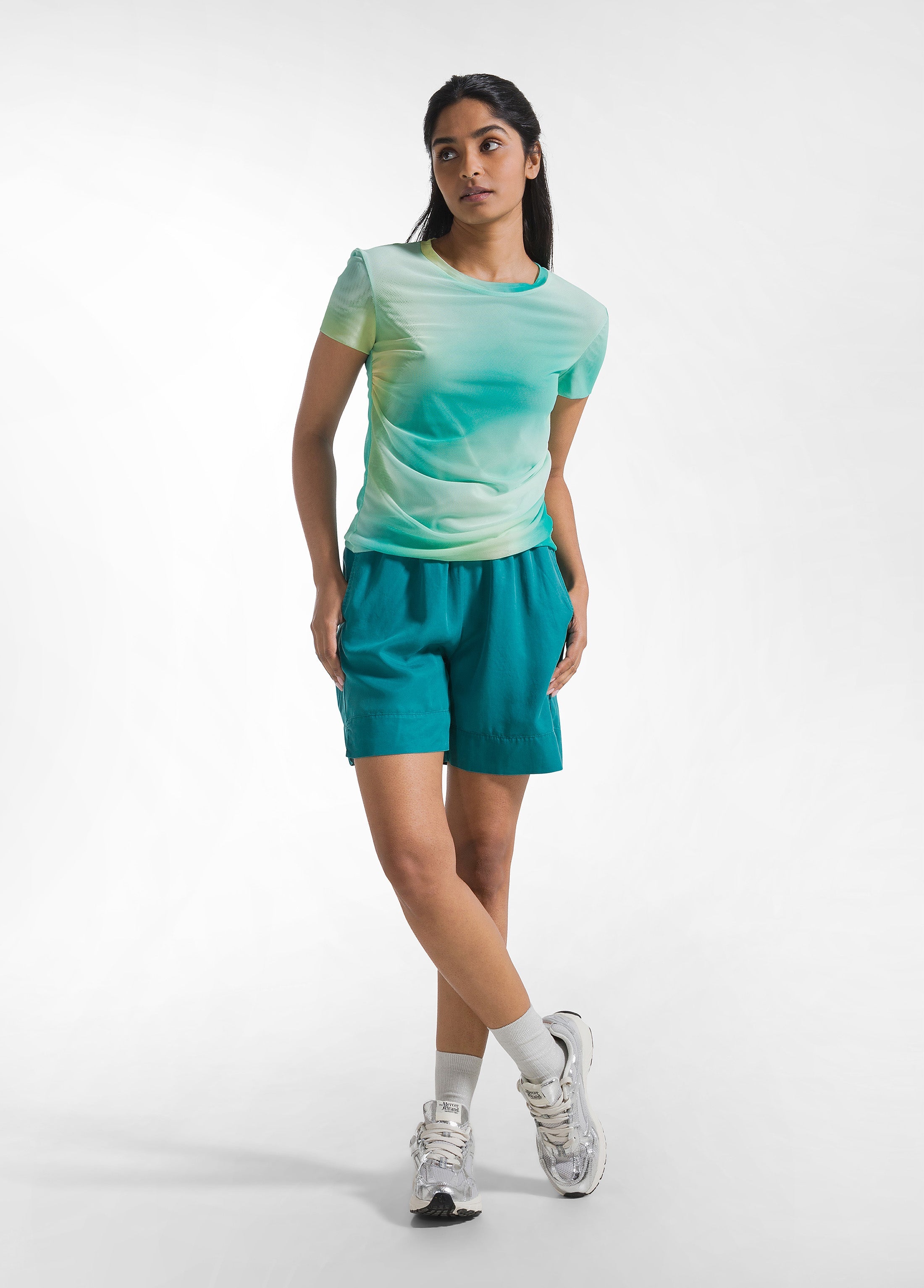 deha-d42565-shorts-in-twill-di-lyocell-verdi image 1