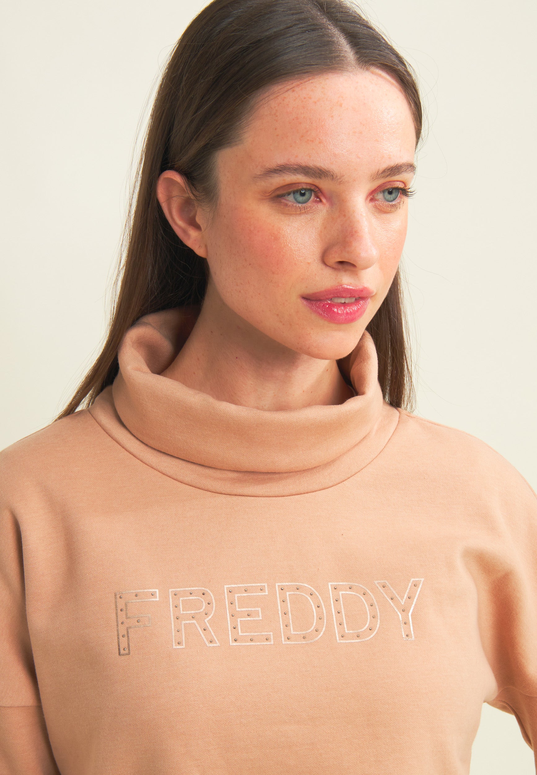 freddy-wr-up-tuta-donna-collo-risvoltabile-con-logo-borchie image 4
