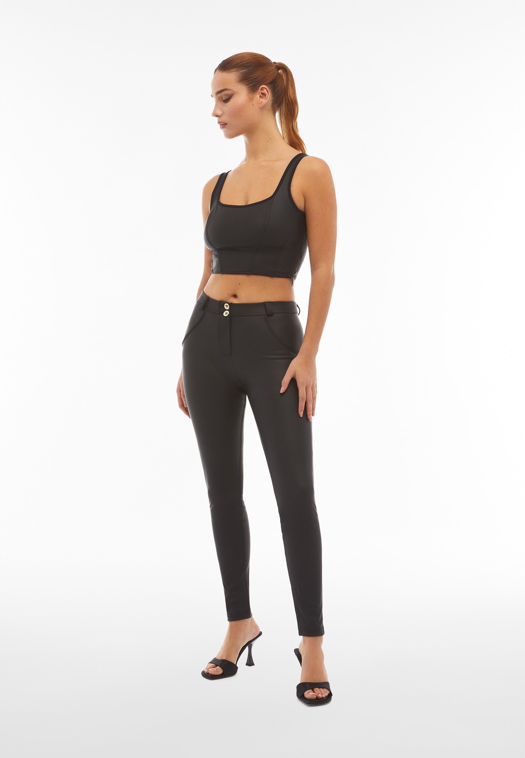 freddy-pantaloni-push-up-wr-up-skinny-similpelle-ecologica image 2