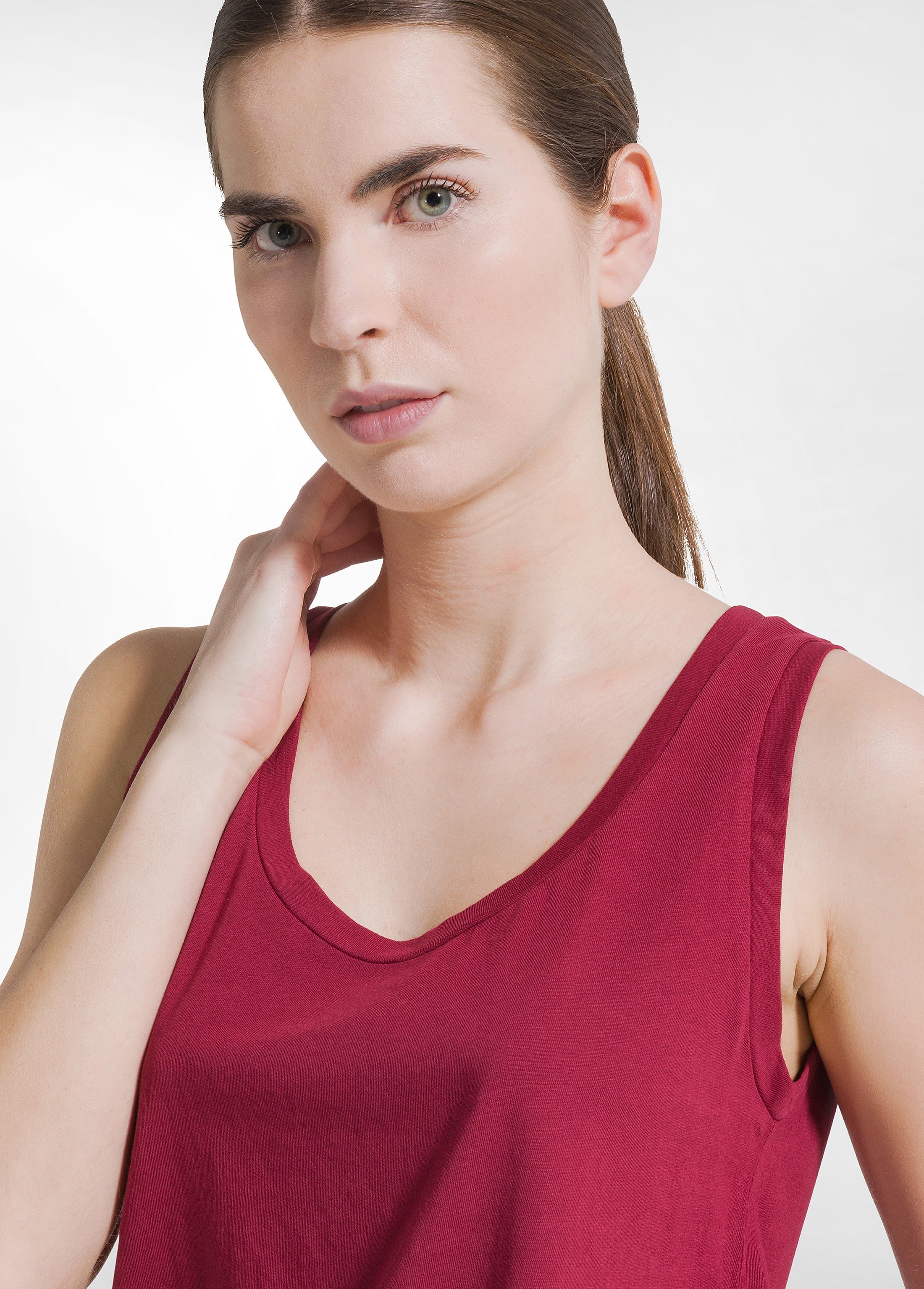 deha-top-comfort-in-jersey-organico-rosso-top-donna-100-cotone image 3