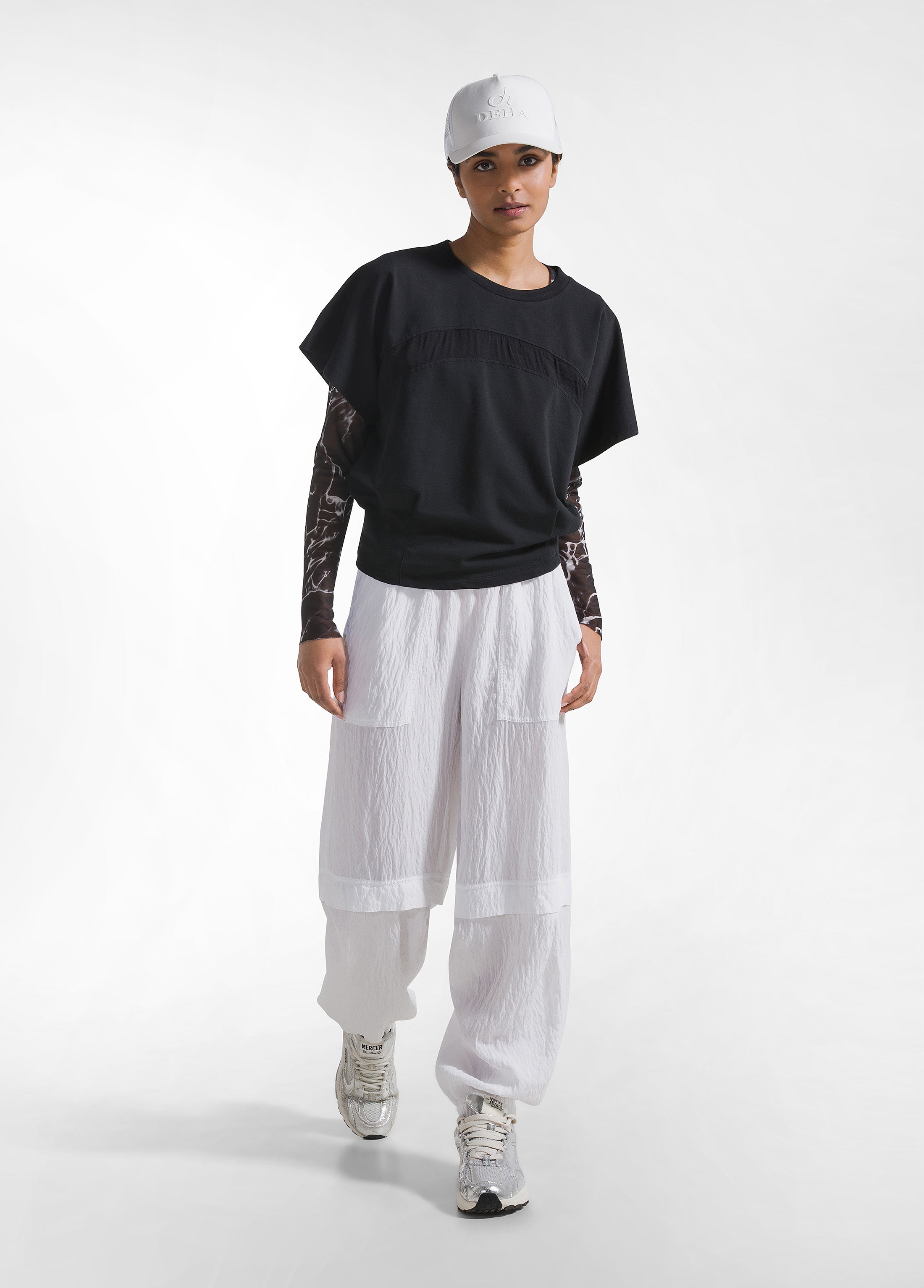 deha-jogger-ampi-viscosa-crinkle-iron-free-bianco image 1