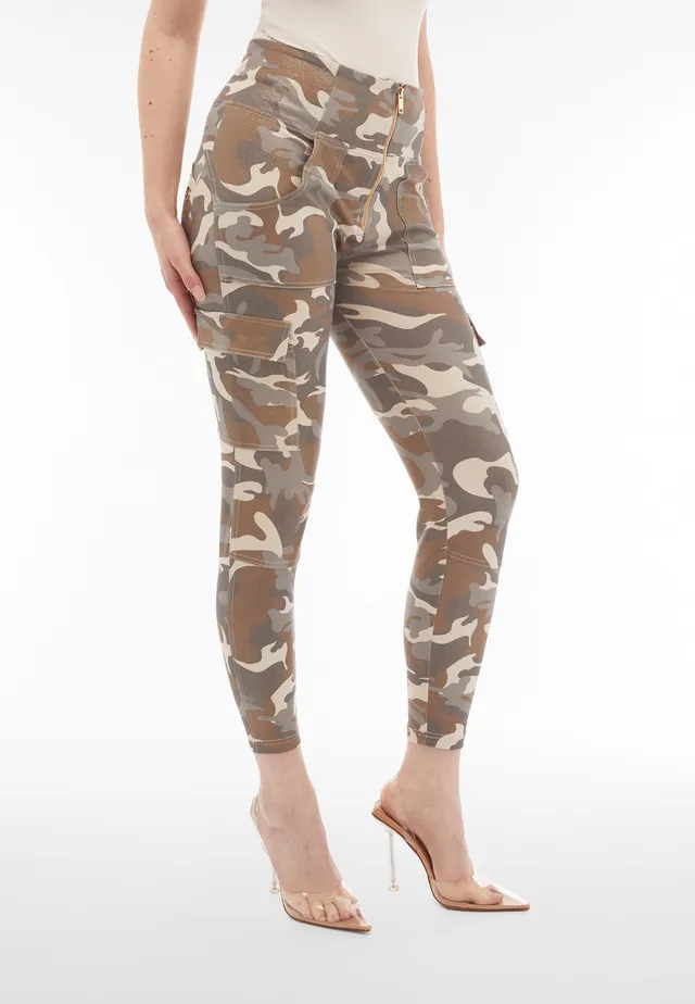 freddy-wr-up-pantaloni-cargo-push-up-in-jersey-camouflage-effetto-lurex image 1