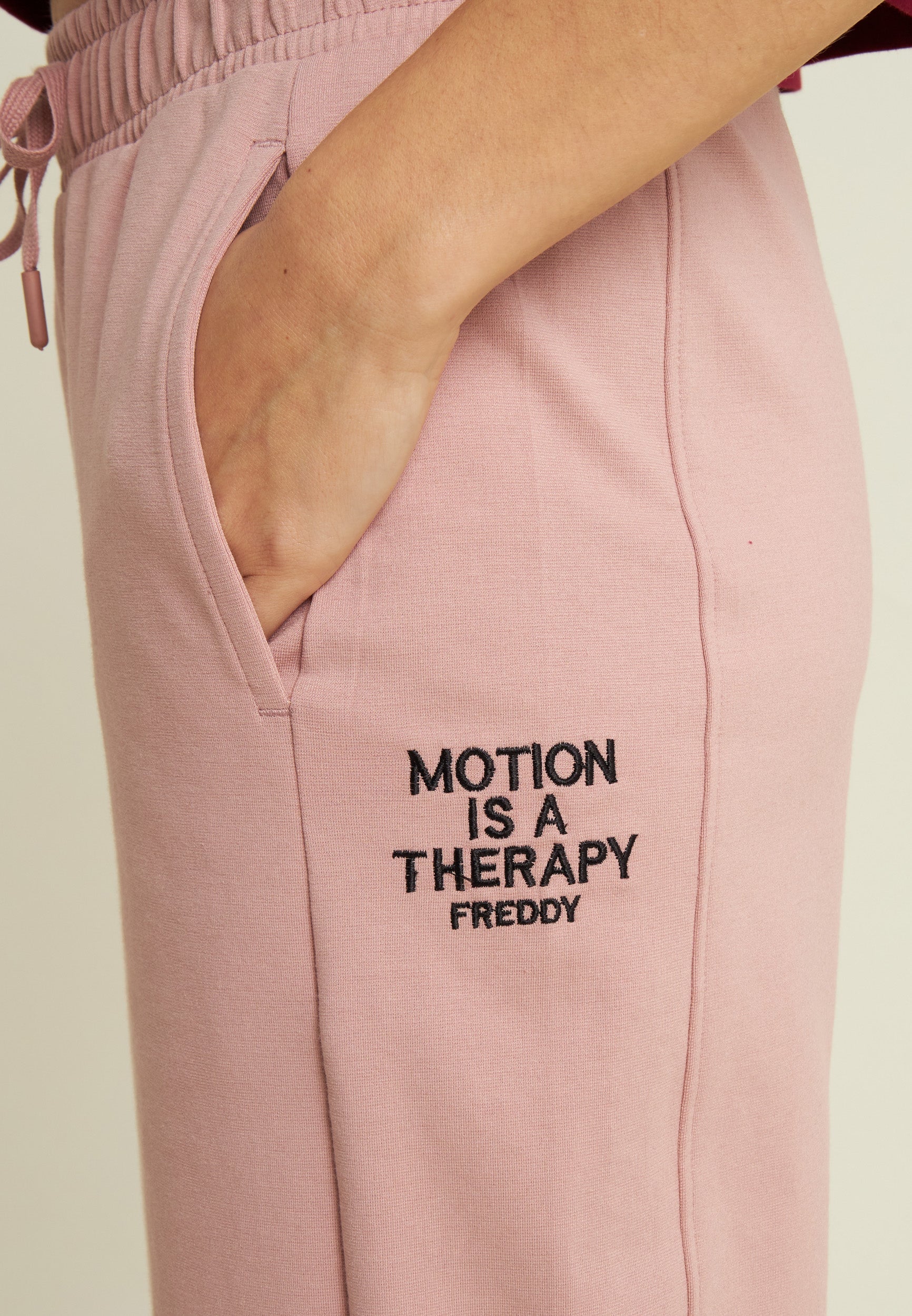 freddy-pantaloni-sportivi-donna-comfort-con-coulisse-felpa-garzata image 4