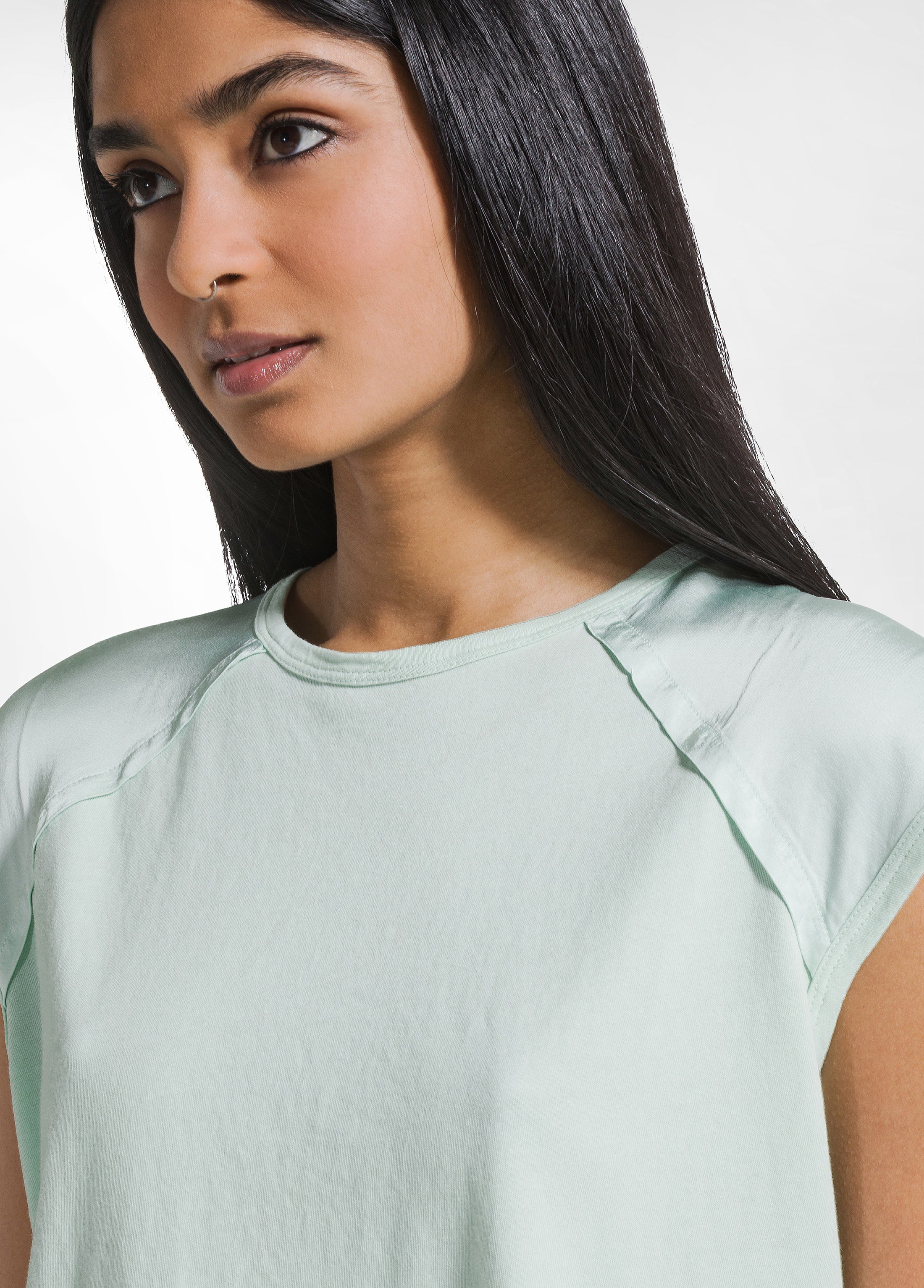 deha-completo-top-e-pantaloni-jogger-in-jersey-e-satin-verde image 3
