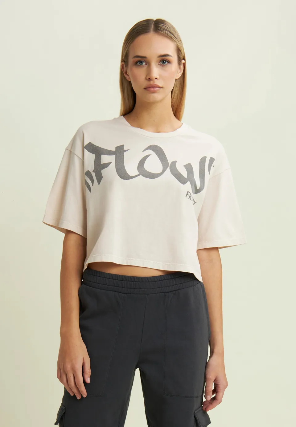 freddy-t-shirt-cropped-flow-stampa-street-art-in-jersey image 1