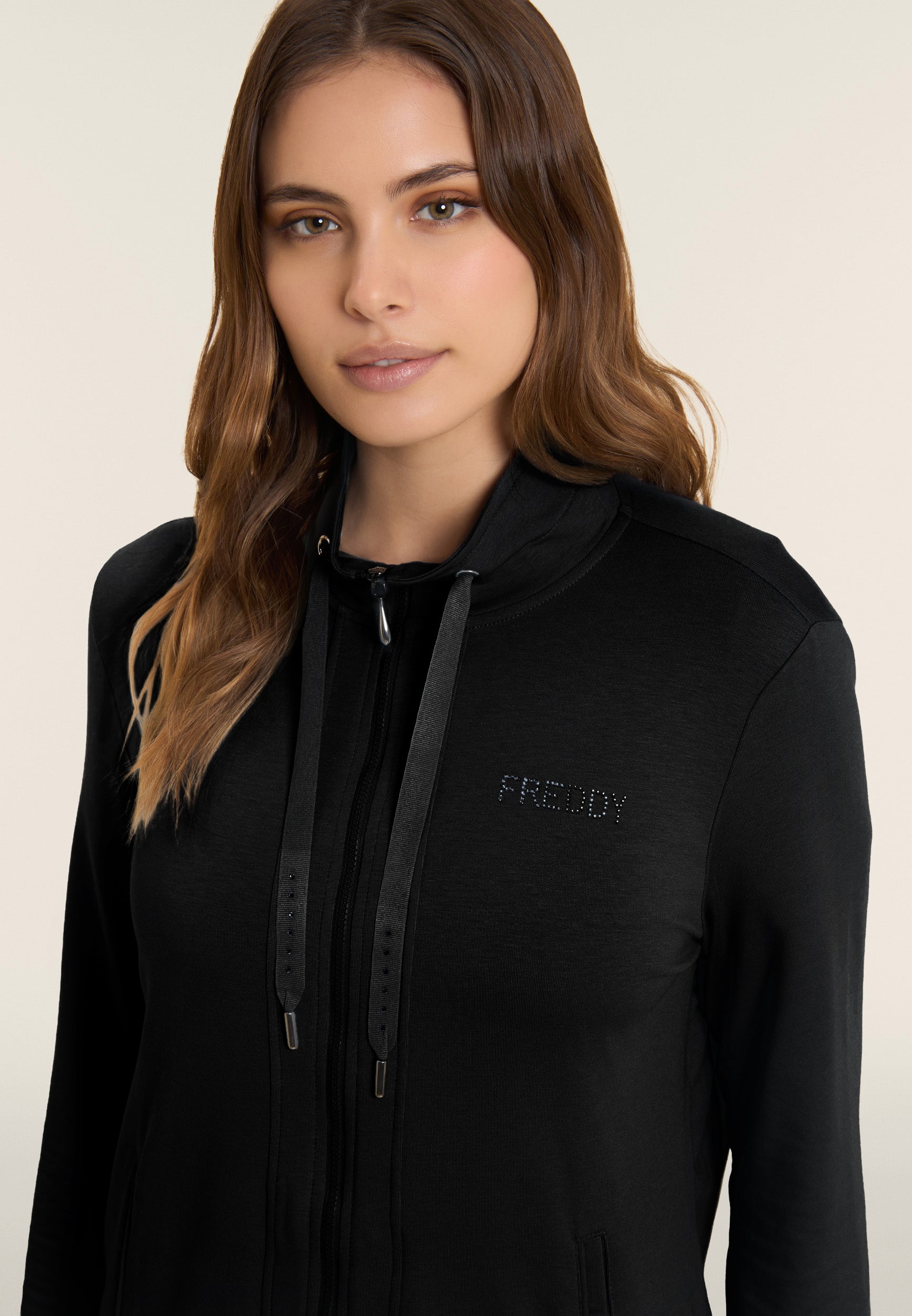 freddy-felpa-zip-collo-alto-logo-freddy-in-strass image 4
