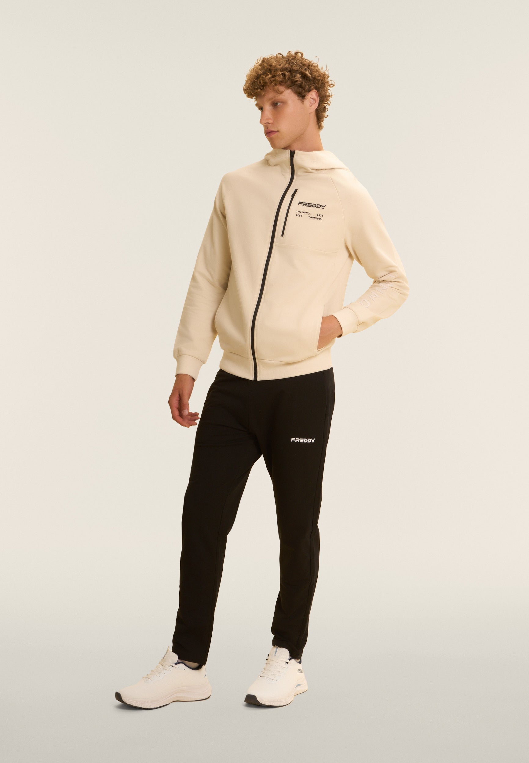 freddy-tuta-uomo-cotone-interlock-con-cappuccio-e-zip-full-zip image 1