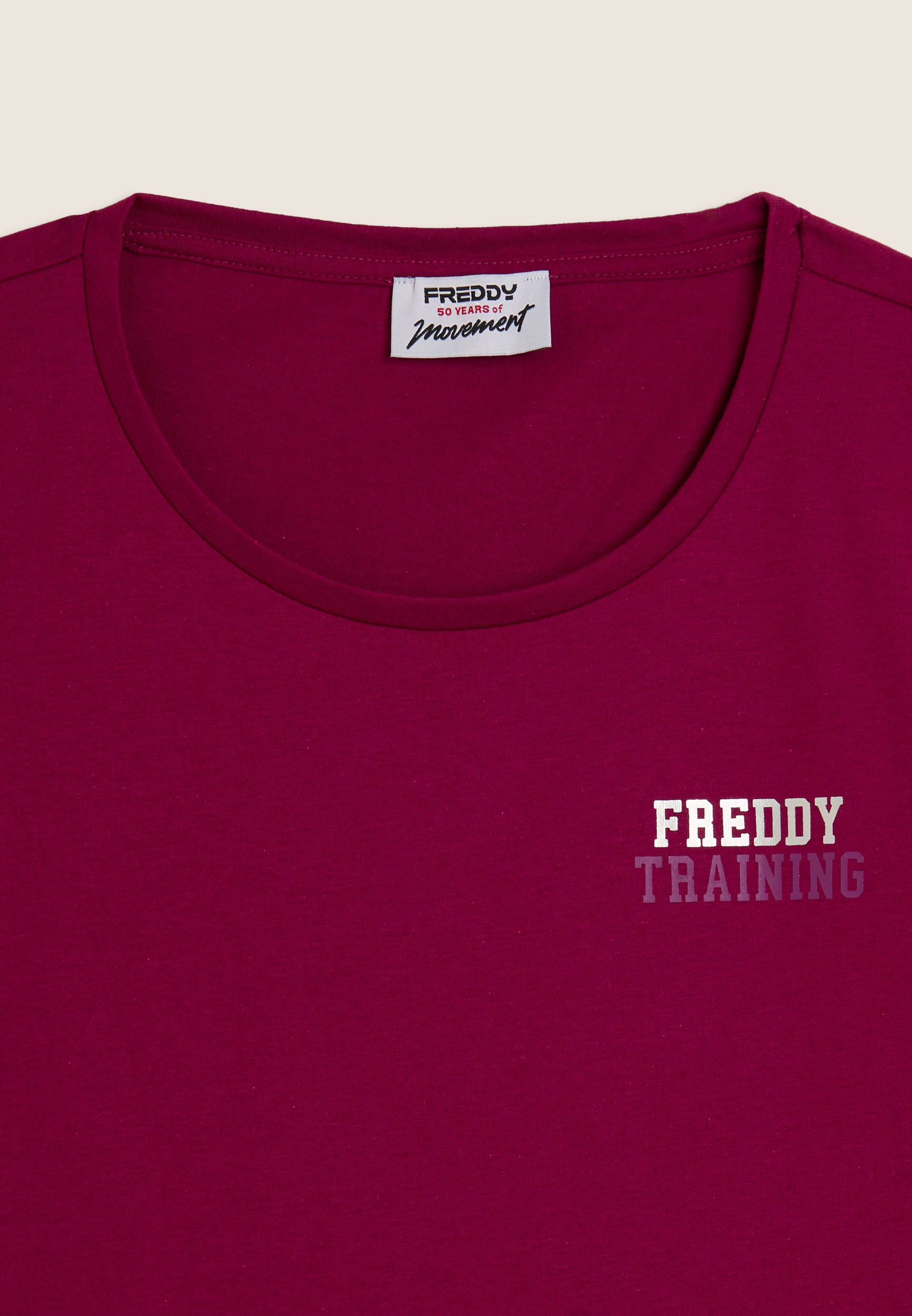 freddy-training-t-shirt-regular-donna-in-jersey-con-glitter-sul-cuore image 7