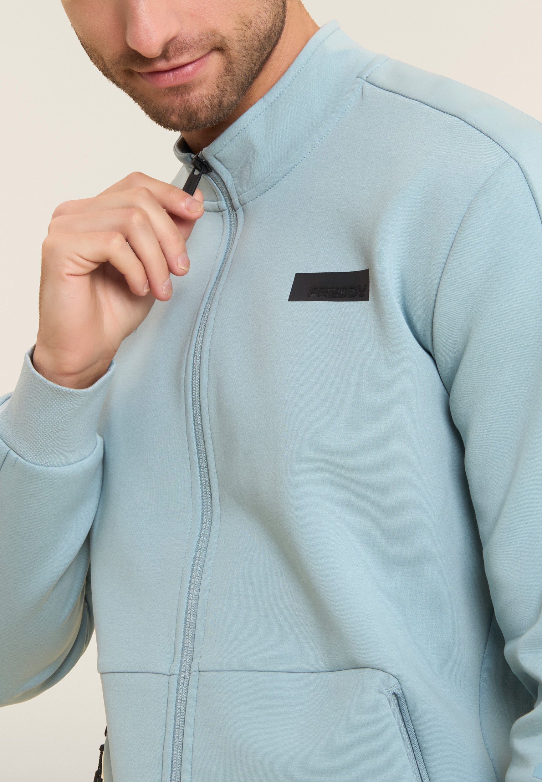 freddy-felpa-zip-slim-urban-tech-interlock-con-tasche-zip image 4