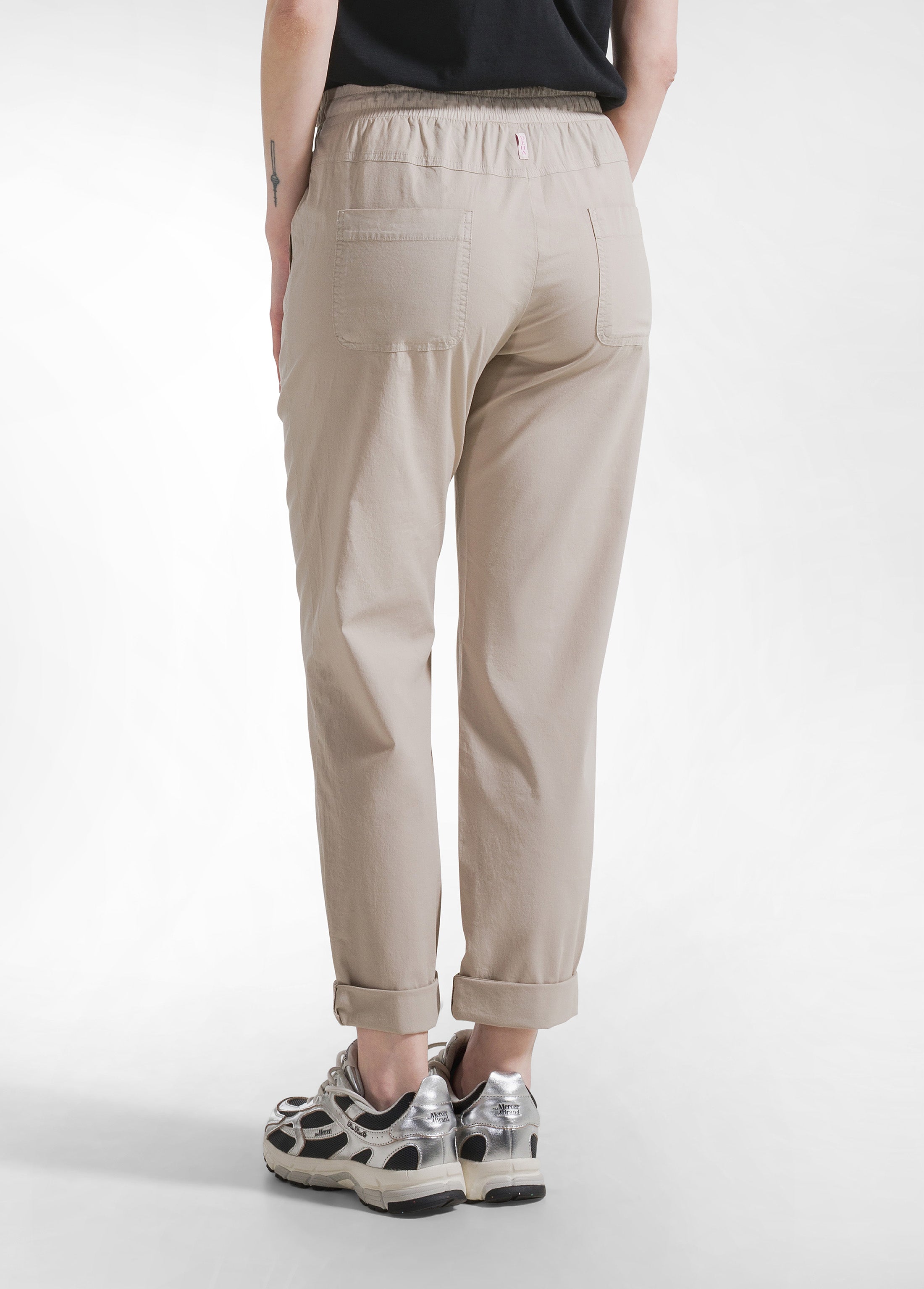 deha-pantaloni-dritti-in-popline-elasticizzato-beige-d42556 image 3