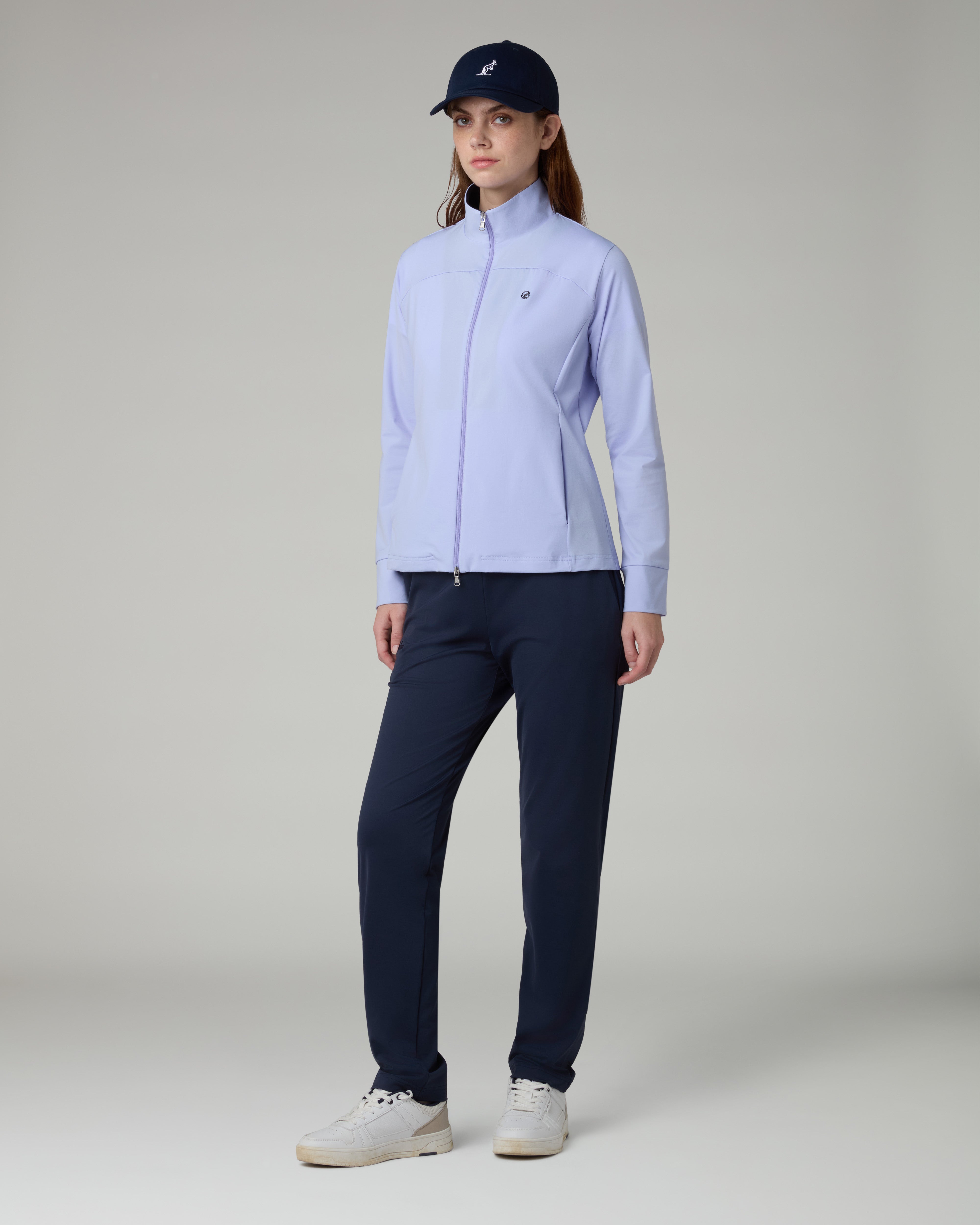 australian-grace-tracksuit-tuta-light-touch-con-placchetta-e-pantalone-sigaretta image 1
