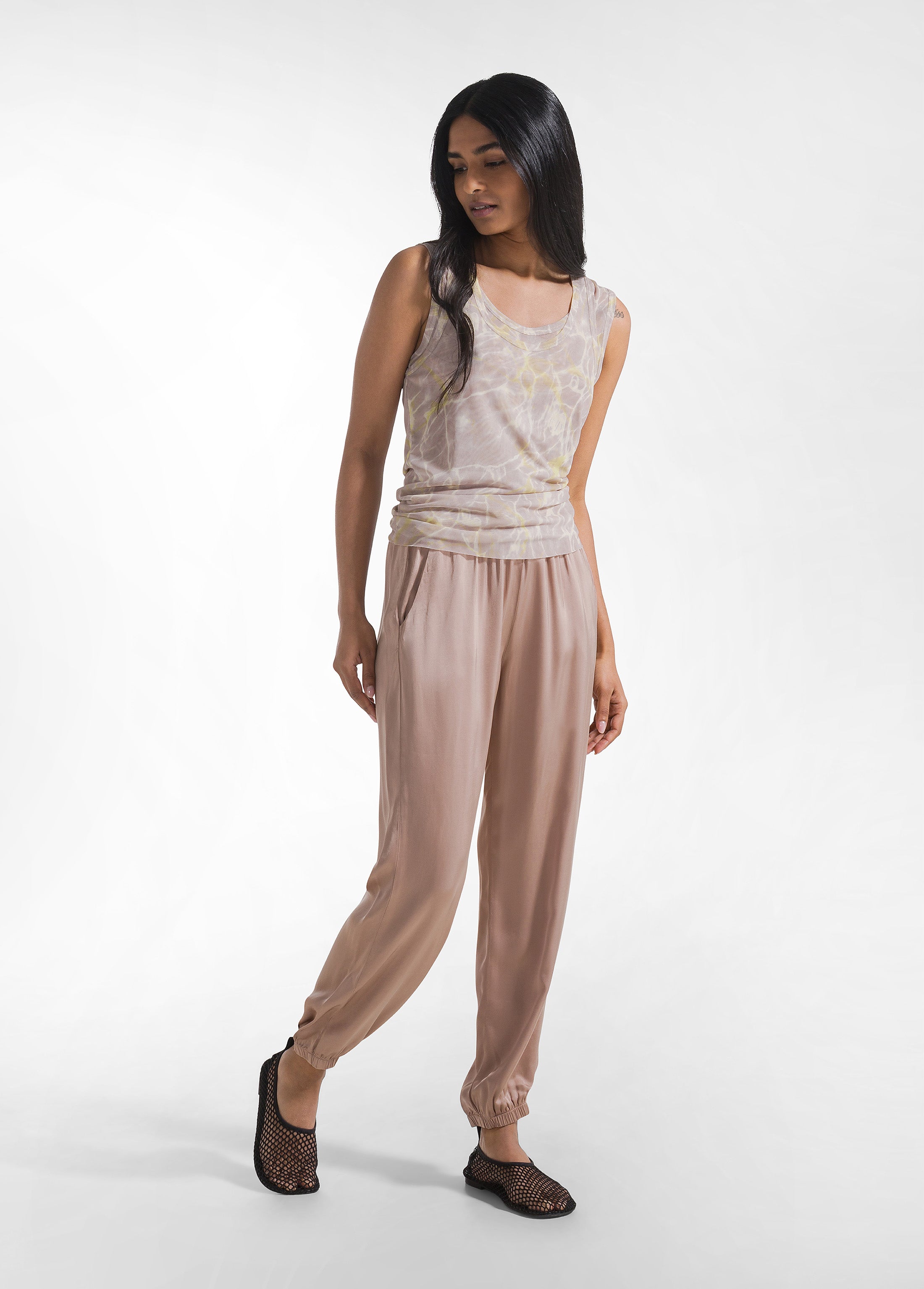 deha-d42455-pantaloni-jogger-in-satin-marrone image 1