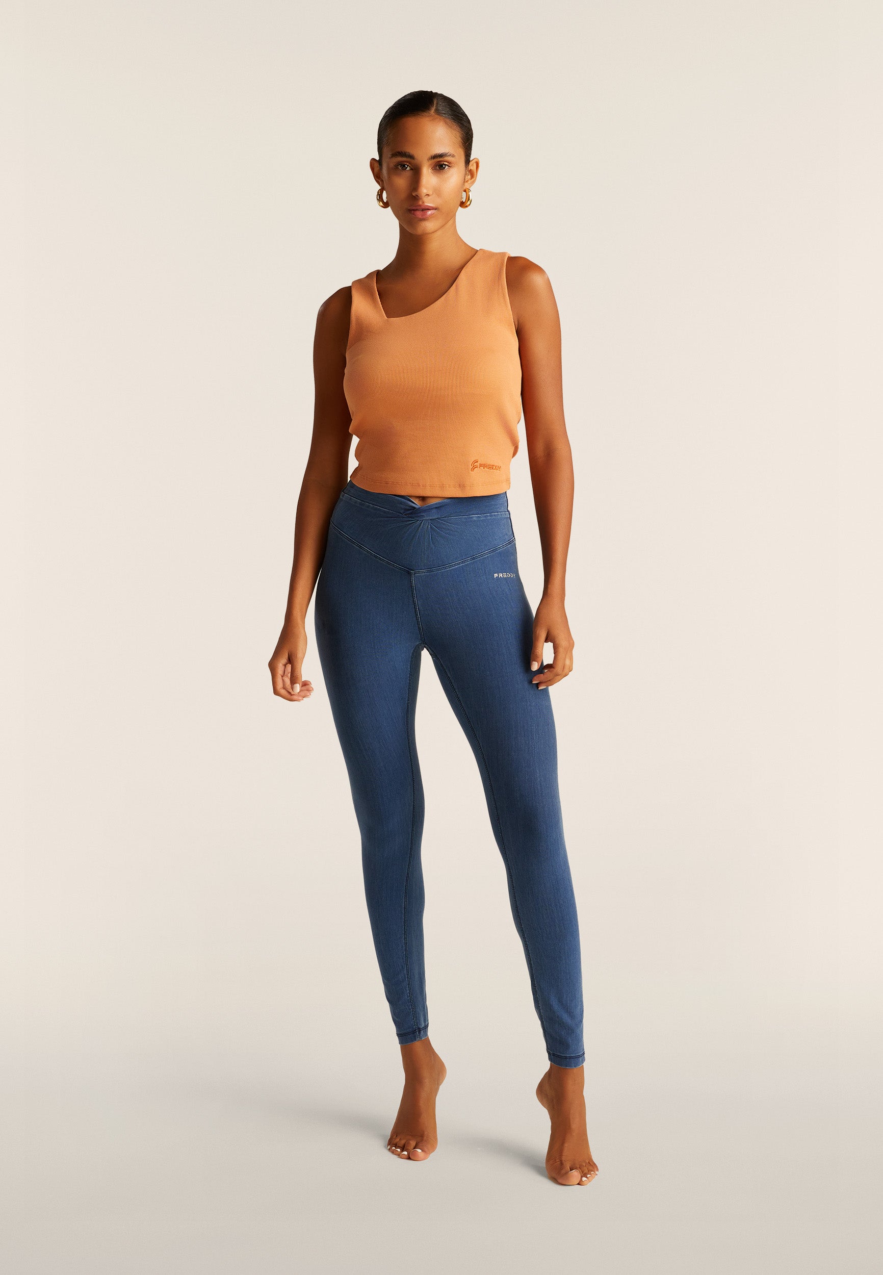 freddy-wr-up-top-slim-a-costine-stretch-scollo-asimmetrico image 2