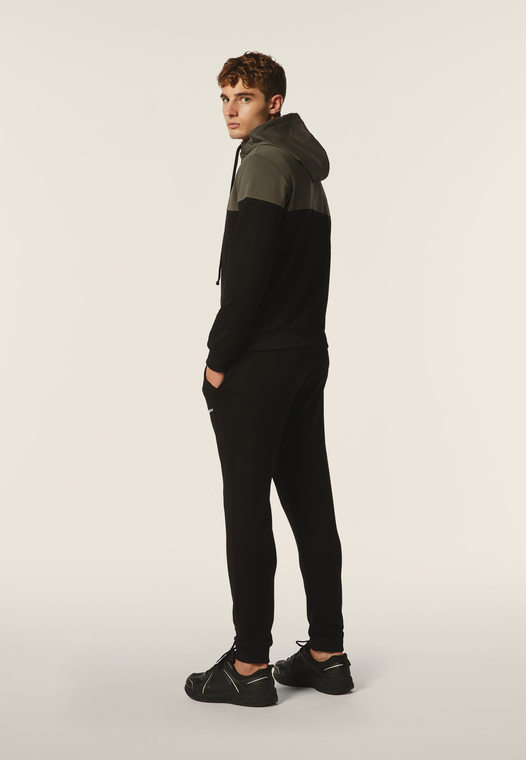 freddy-move-tuta-sportiva-completa-donna-uomo-e-junior image 2
