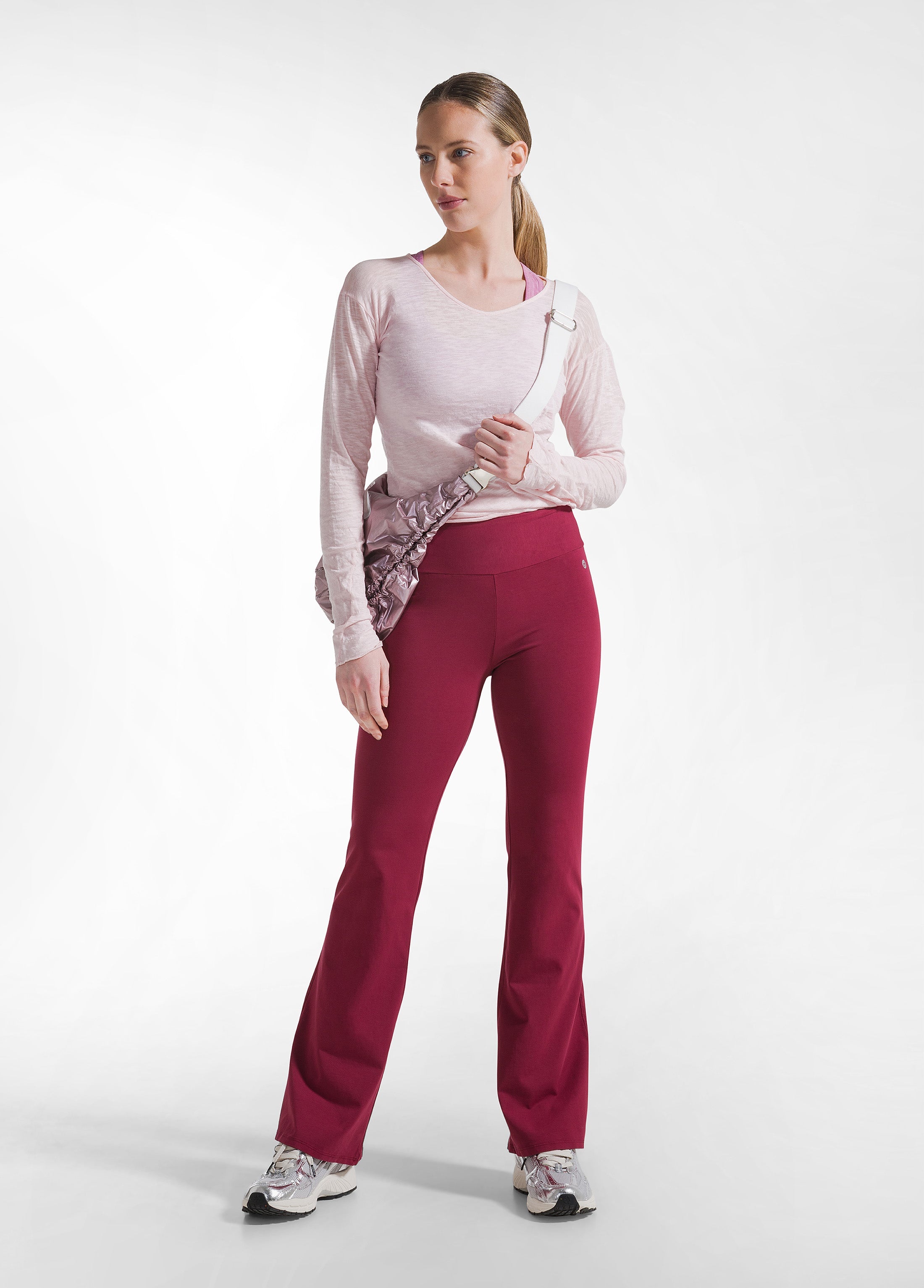 deha-t-shirt-slim-fit-in-cotone-slub-rosa-extra-leggera image 4