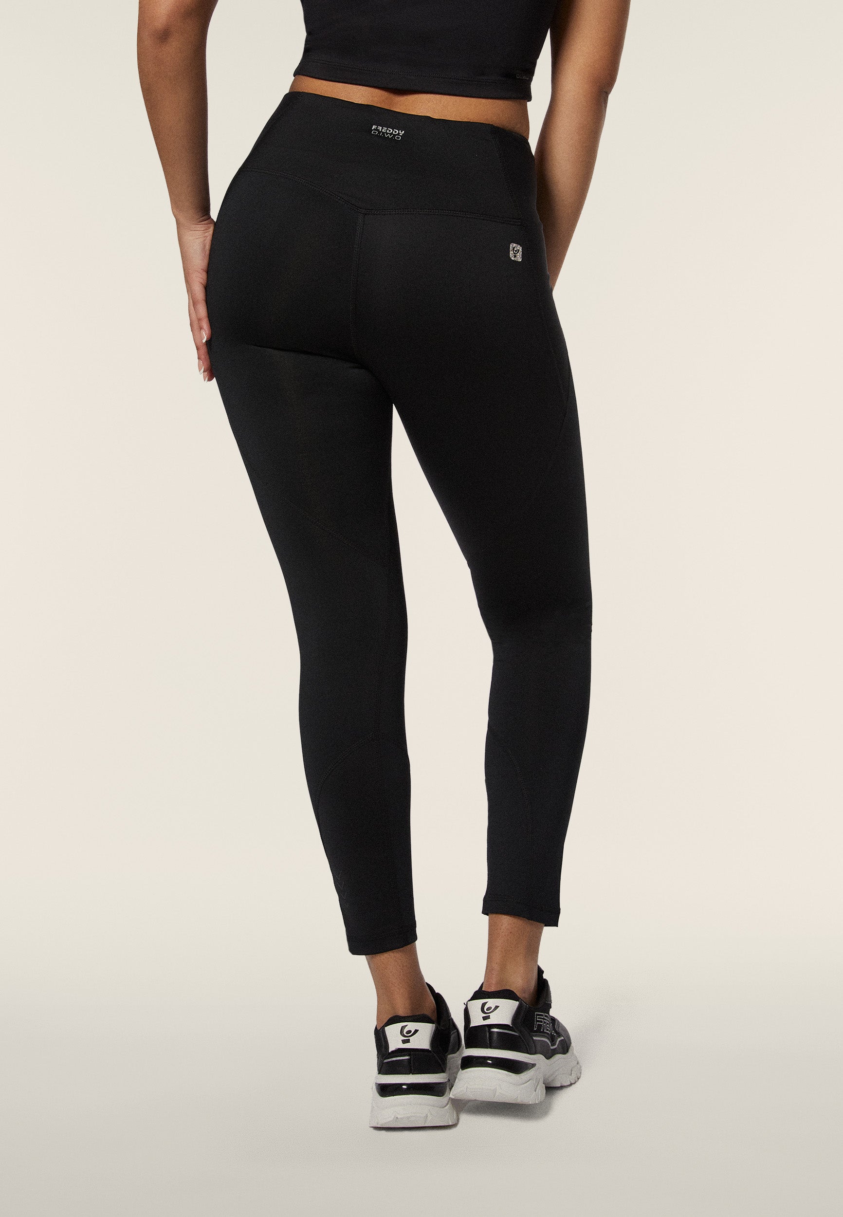 freddy-leggings-modellanti-superfit-7-8-in-tessuto-riciclato-con-binding image 3