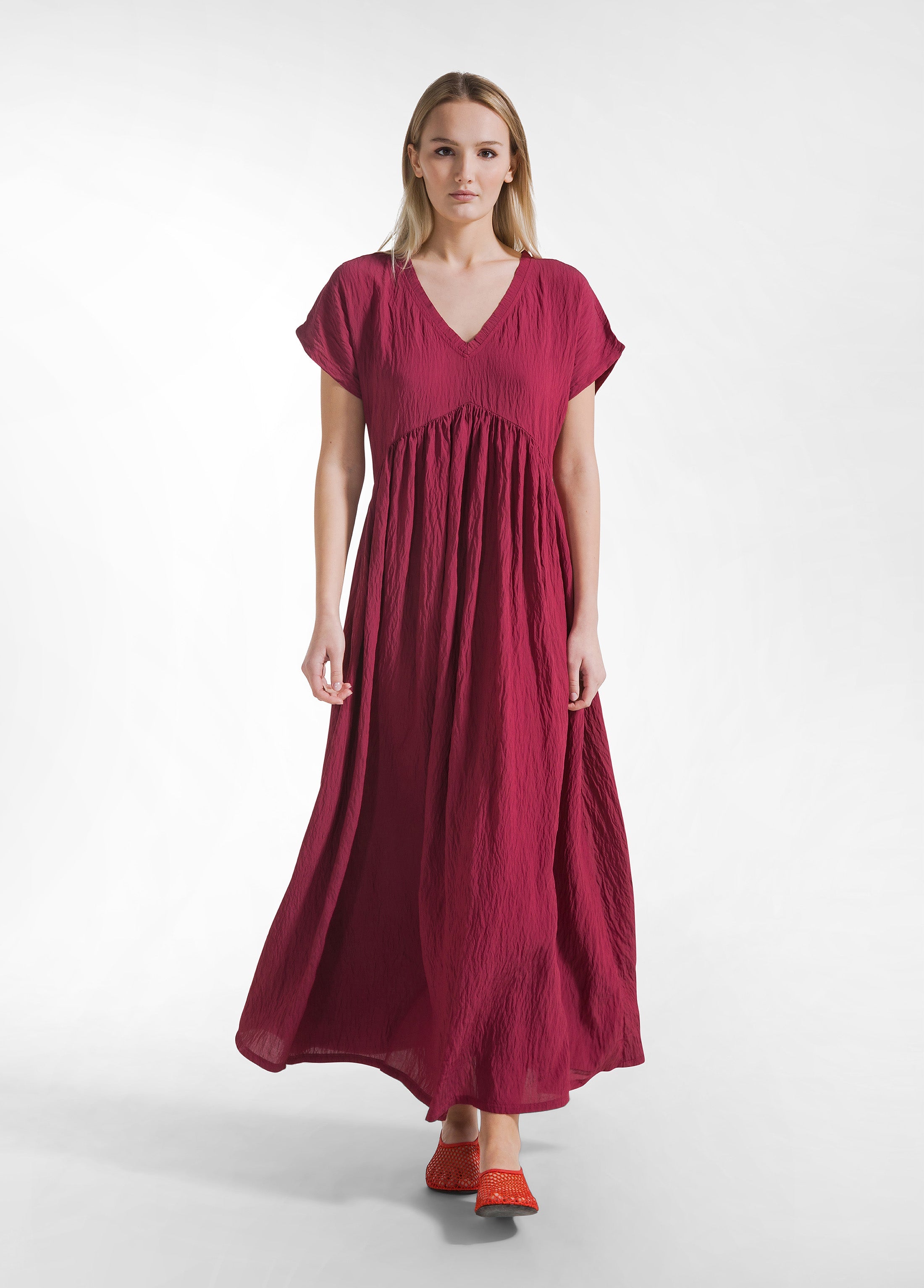 deha-abito-lungo-in-viscosa-crinkle-rosso-abito-estivo-donna image 1