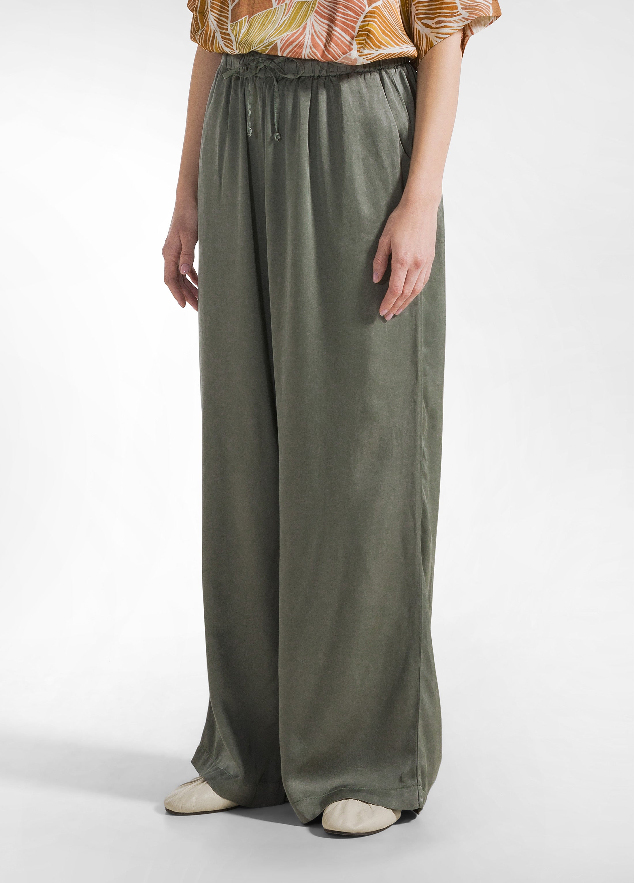 deha-pantalone-palazzo-in-raso-di-viscosa-verde image 2
