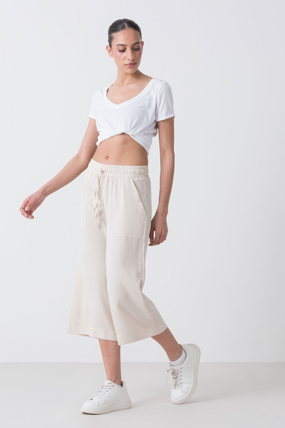 dimensione-danza-pantalone-7-8-in-tencel-con-coulisse-linea-morbida-dritta image 2