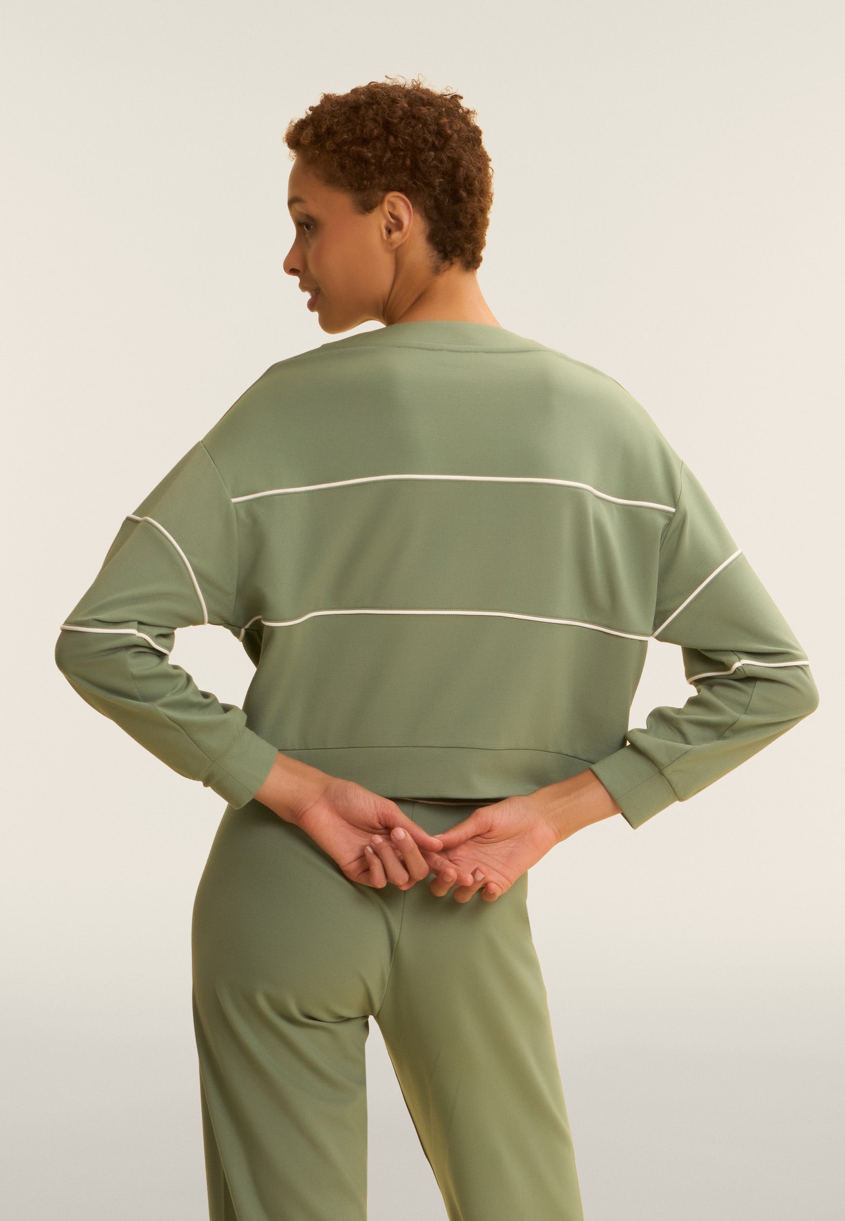 freddy-wr-up-felpa-comfort-fit-cropped-con-maxi-logo-ricamato image 3