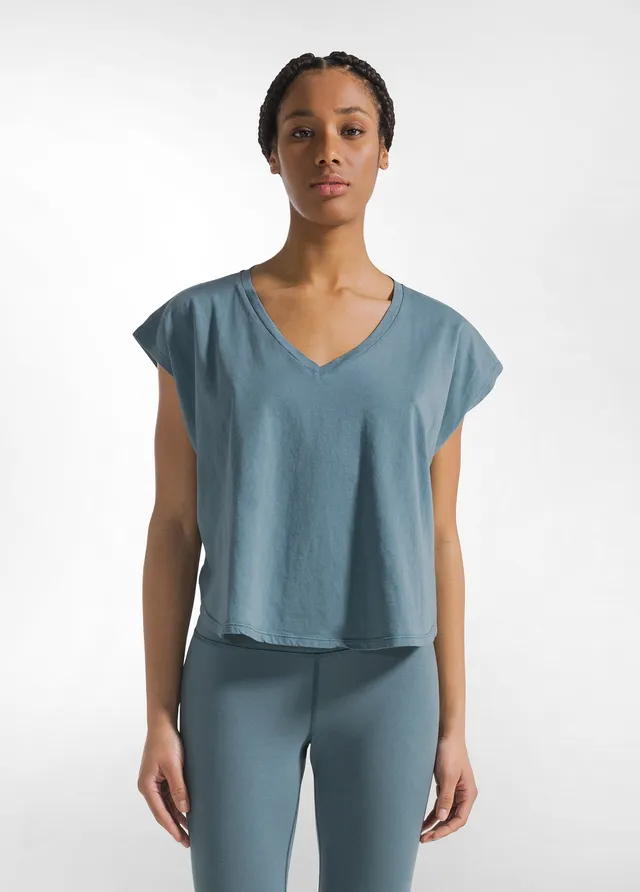 deha-t-shirt-ampia-in-cotone-organico-blu-con-scollo-a-v image 1