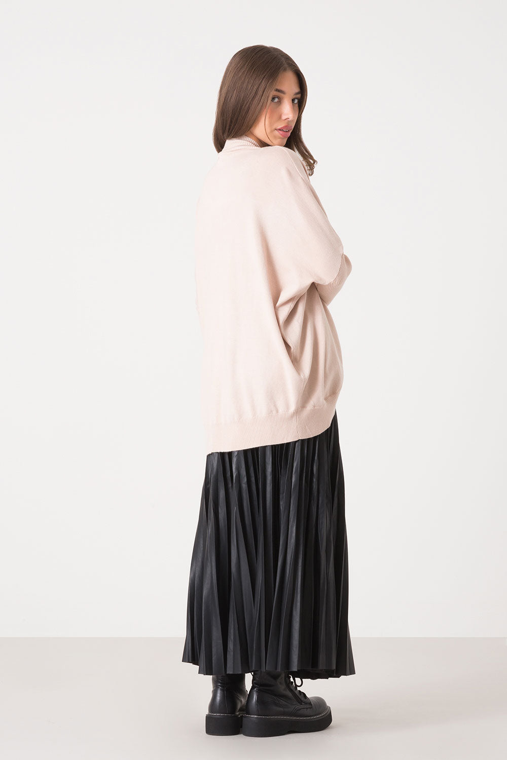 dimensione-danza-cardigan-maglieria-asimmetrico-donna image 2