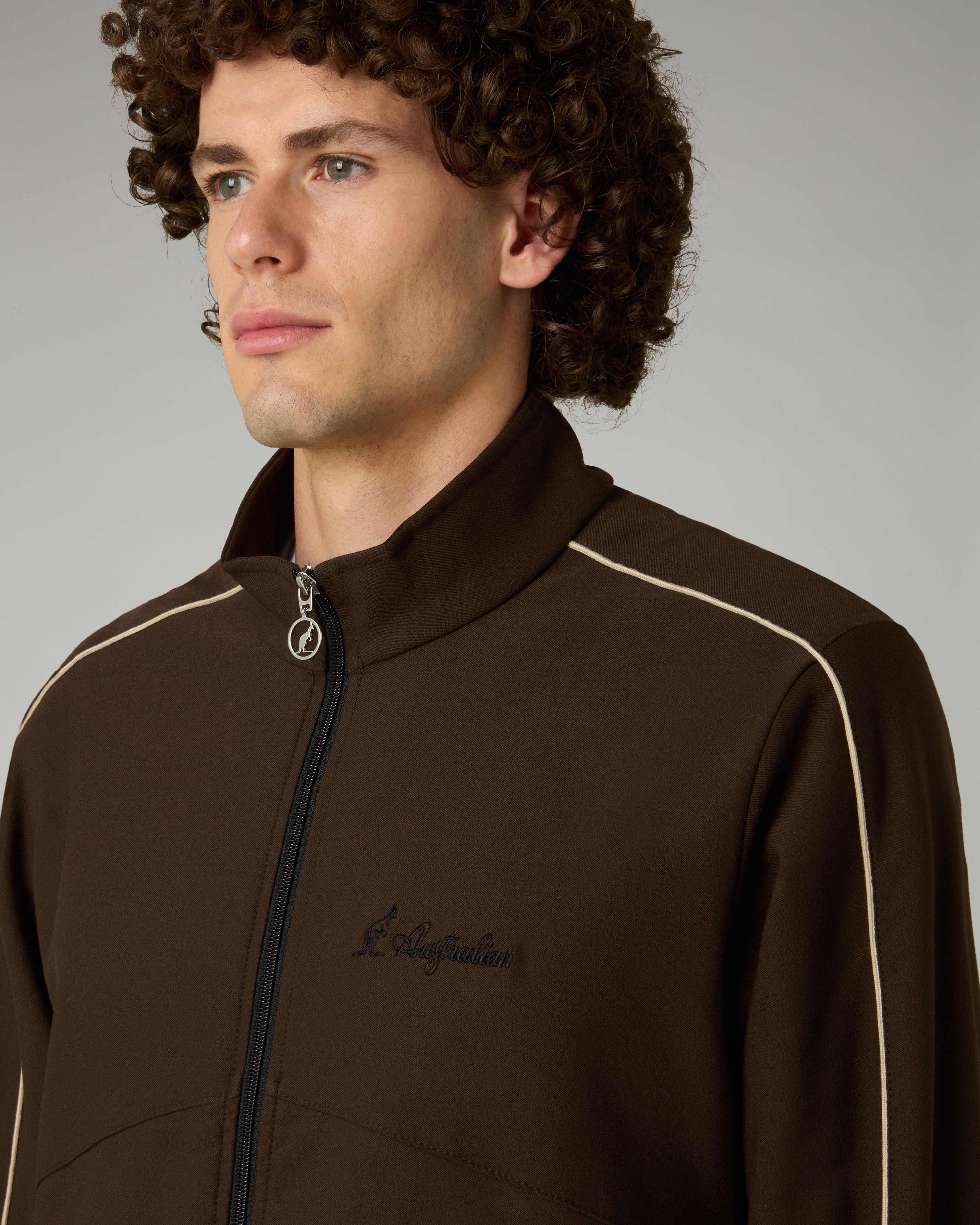 australian-oblivion-tuta-gabardine-wool-hand image 5