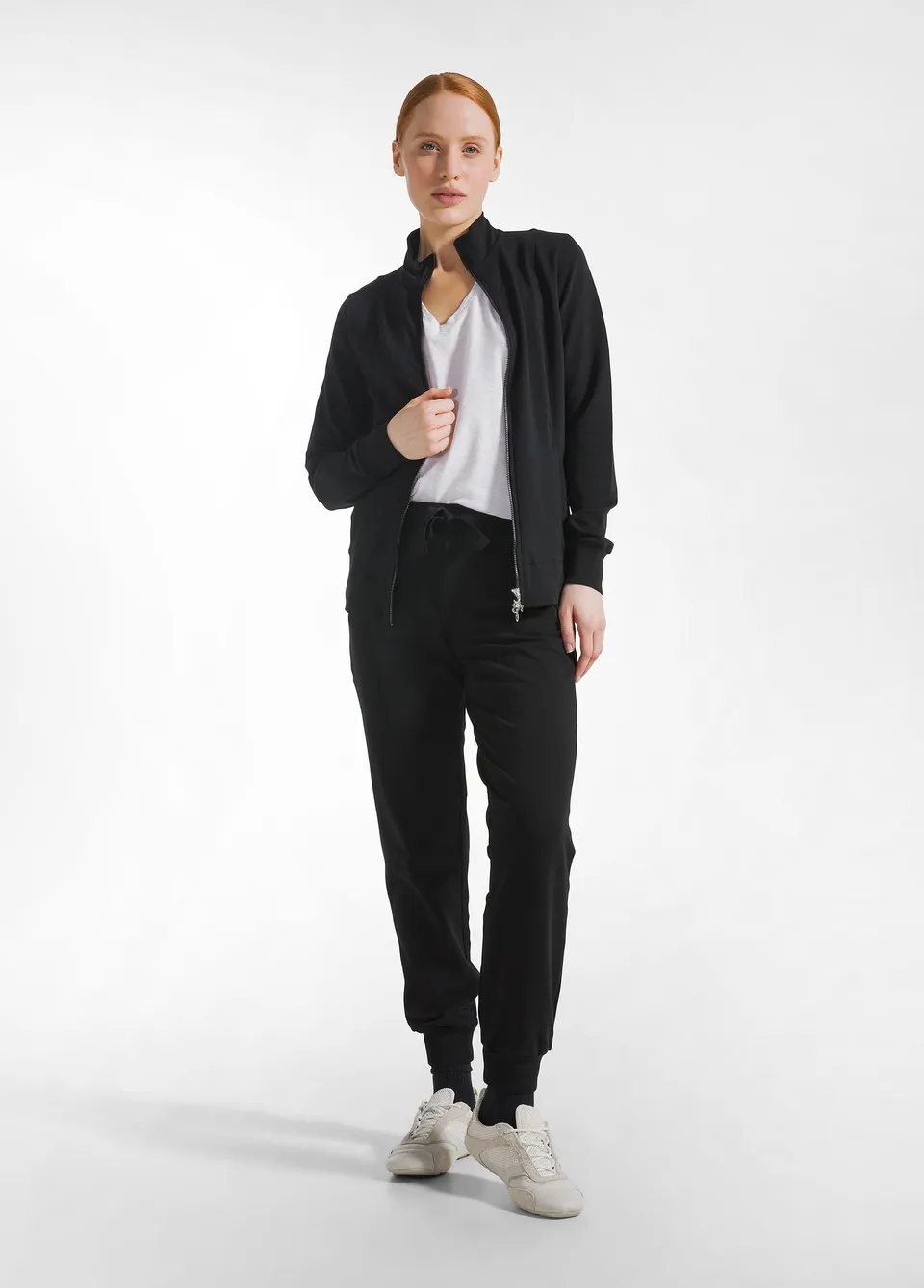 deha-jogger-con-polsino-in-felpa-leggera-nero-cotone-organico image 1