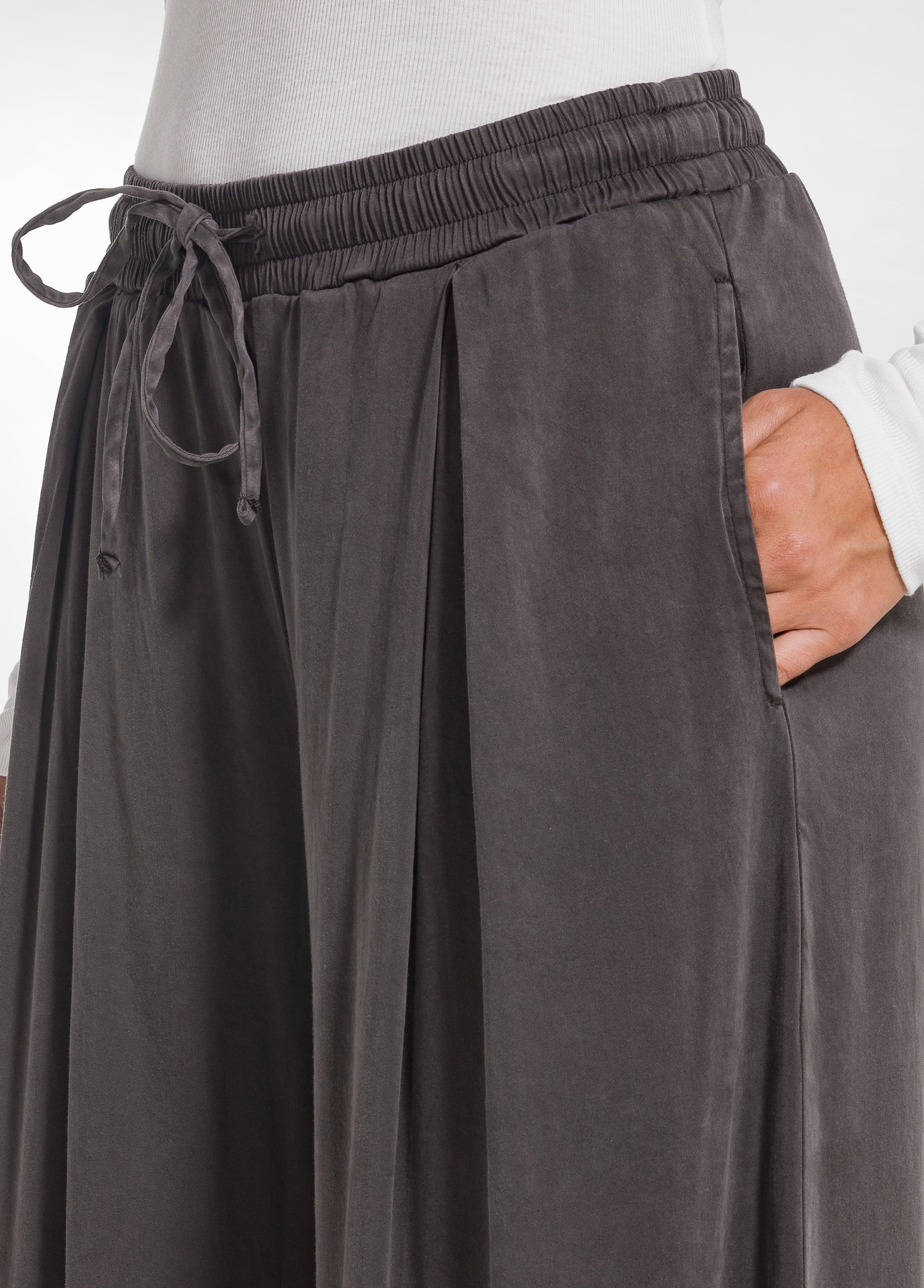 deha-pantalone-wide-leg-in-raso-stretch-marrone image 4