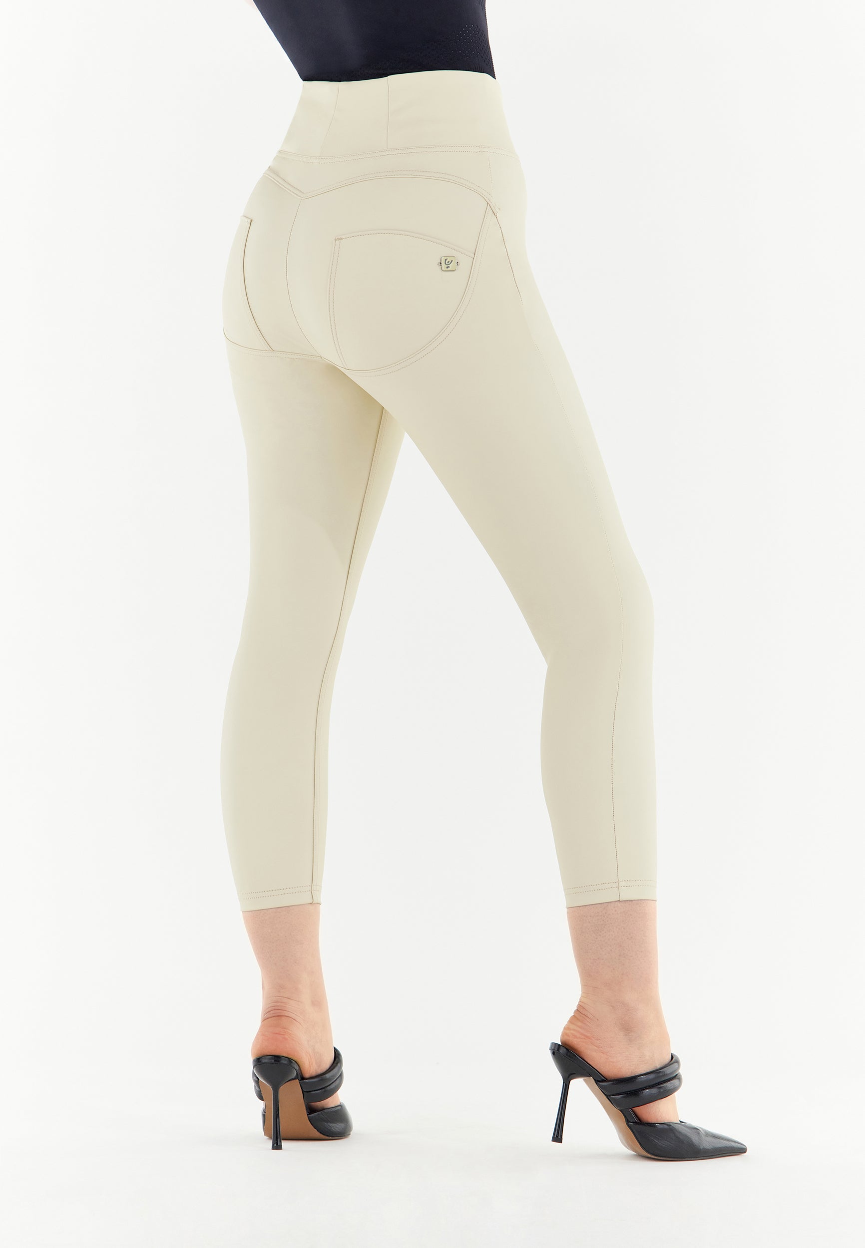 freddy-pantaloni-push-up-wr-up-curvy-7-8-superskinny-in-similpelle image 3