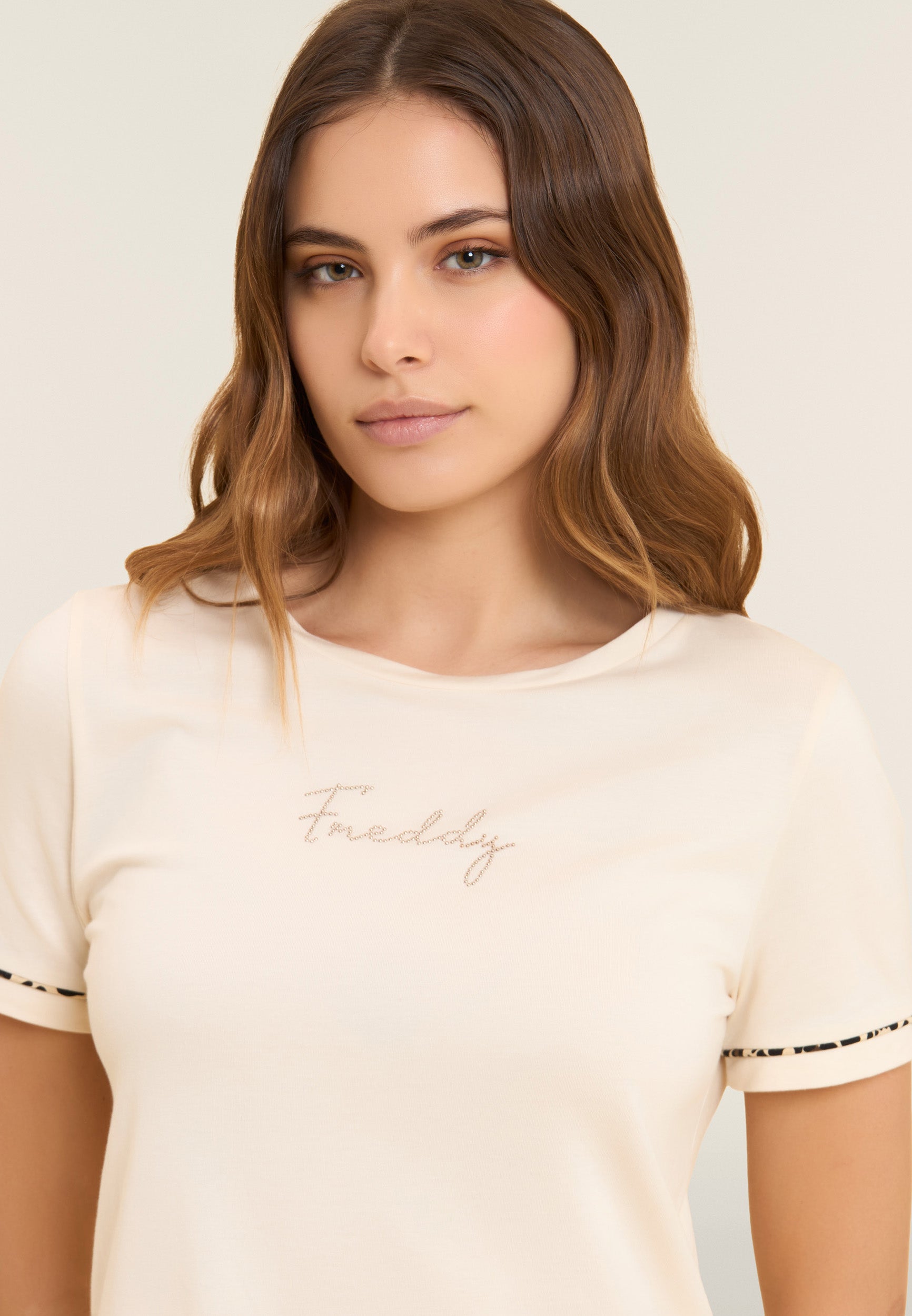 freddy-t-shirt-con-inserto-crinkle-retro-e-dettagli-animalier image 4